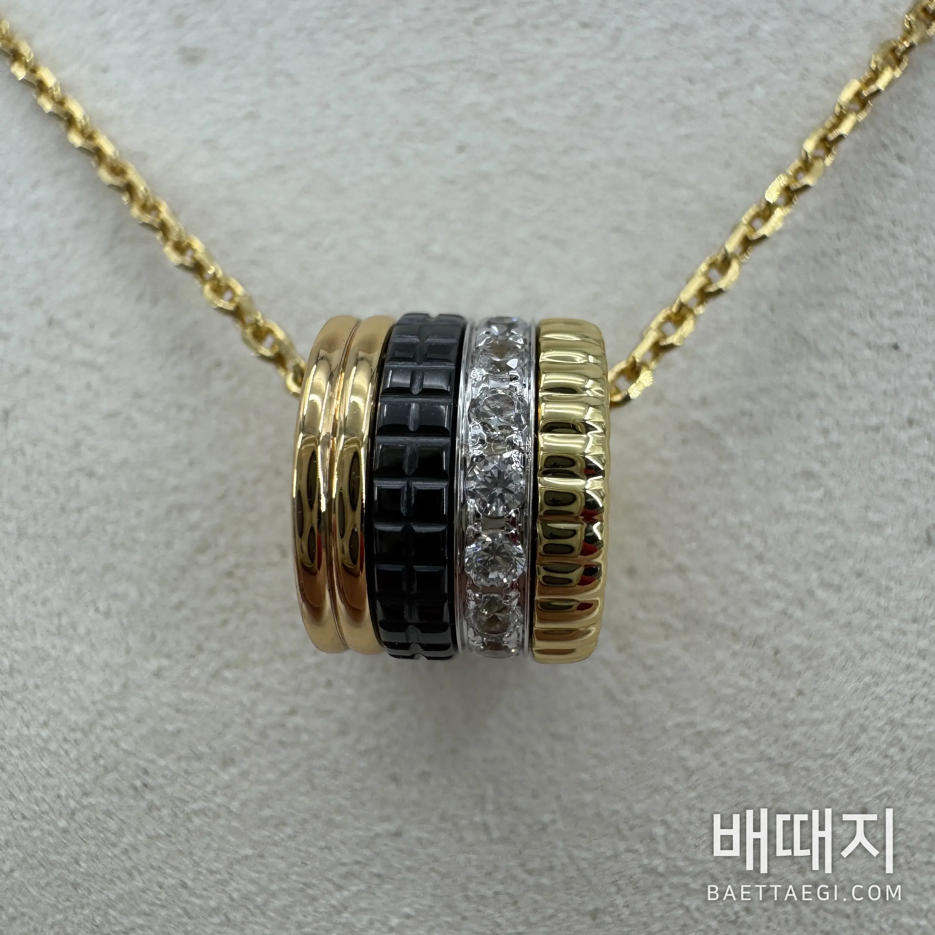 부쉐론 캐트르 블랙 세라믹 목걸이 검수사진 4