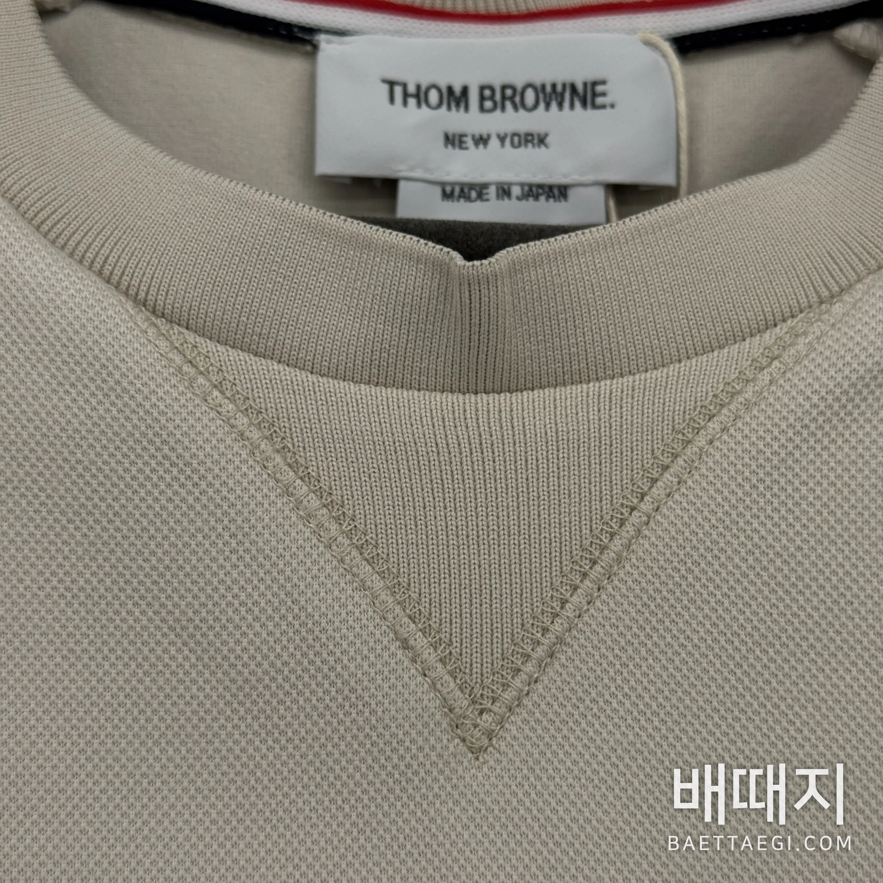 톰브라운 노슬리브 피케 반팔 티셔츠 검수사진 5