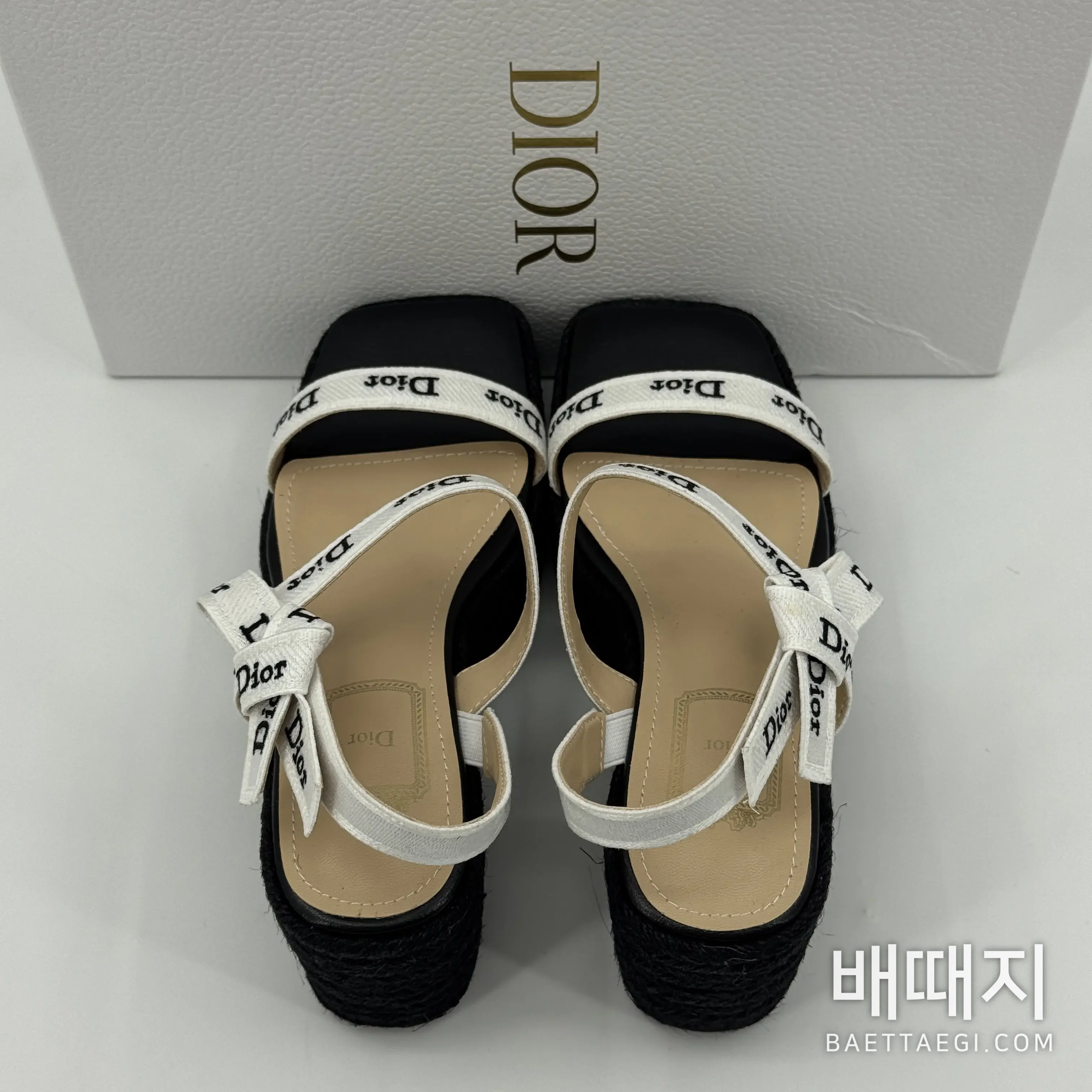디올 뉴 보우레터 웨빙 스트랩 웨지 샌들 132616 검수사진 5