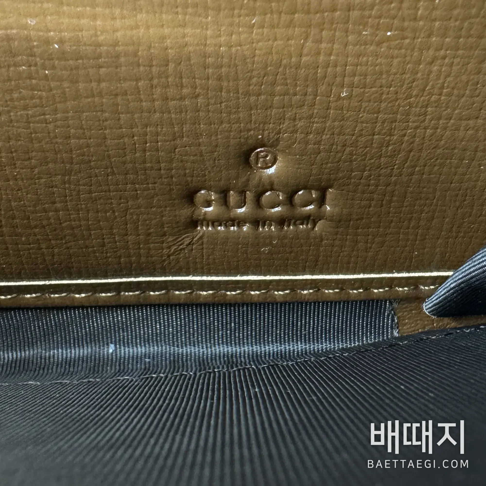 구찌 GG 캔버스 더블 G 로고 브라운 지퍼 지갑 673003 검수사진 12