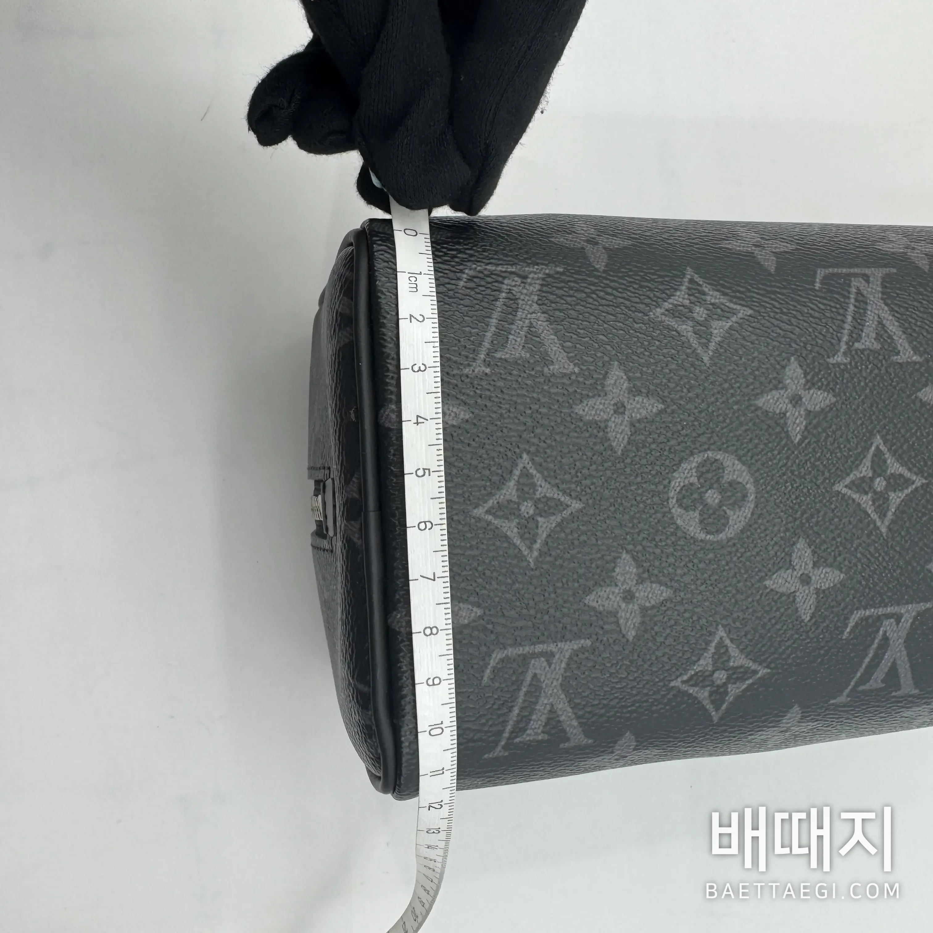 루이비통 록커 도프킷 모노그램 에클립스 가방 M83113 검수사진 16