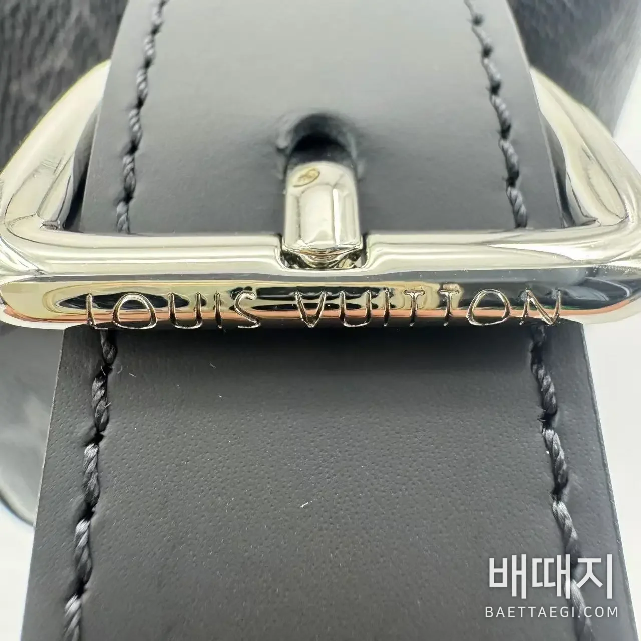 루이비통 록커 도프킷 모노그램 에클립스 가방 M83113 검수사진 10