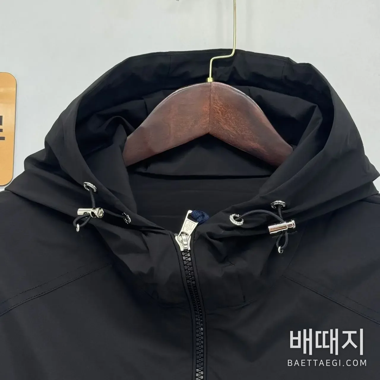 몽클레르 에티아쉬 후드 윈드브레이커 자켓 검수사진 4
