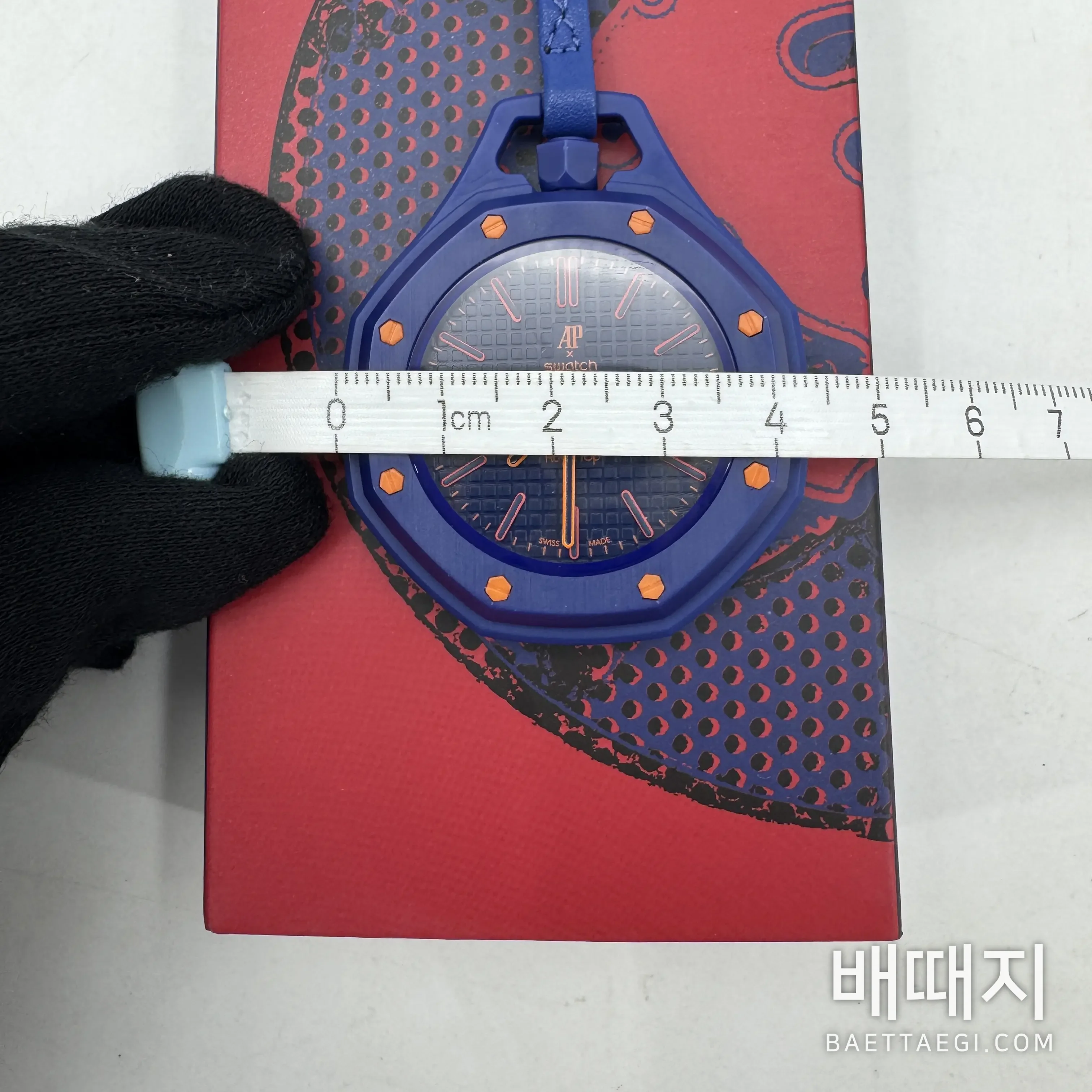 오데마피게 바이오세라믹 로얄 오크 팝 시계 오렌지 스트랩 세트 검수사진 5