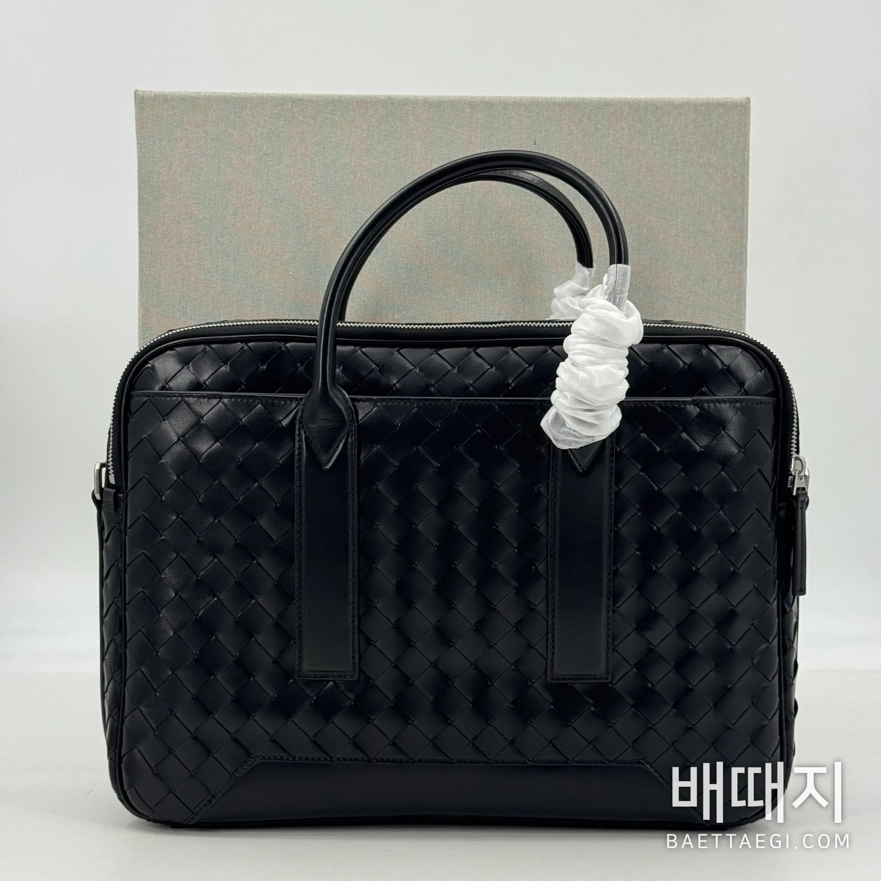 보테가베네타 부드러운 소가죽 브리프케이스 가방 검수사진 2
