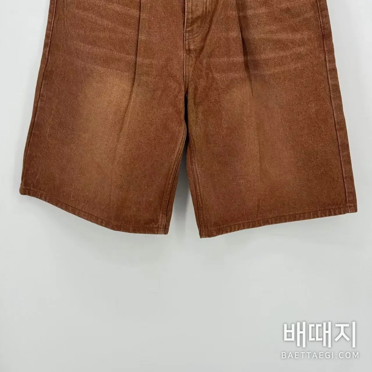루이비통 와이드 레그 데님 남성 반바지 검수사진 3