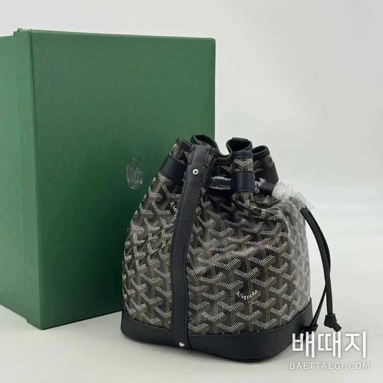 고야드 플로 벨크로 버킷백 검수사진 4