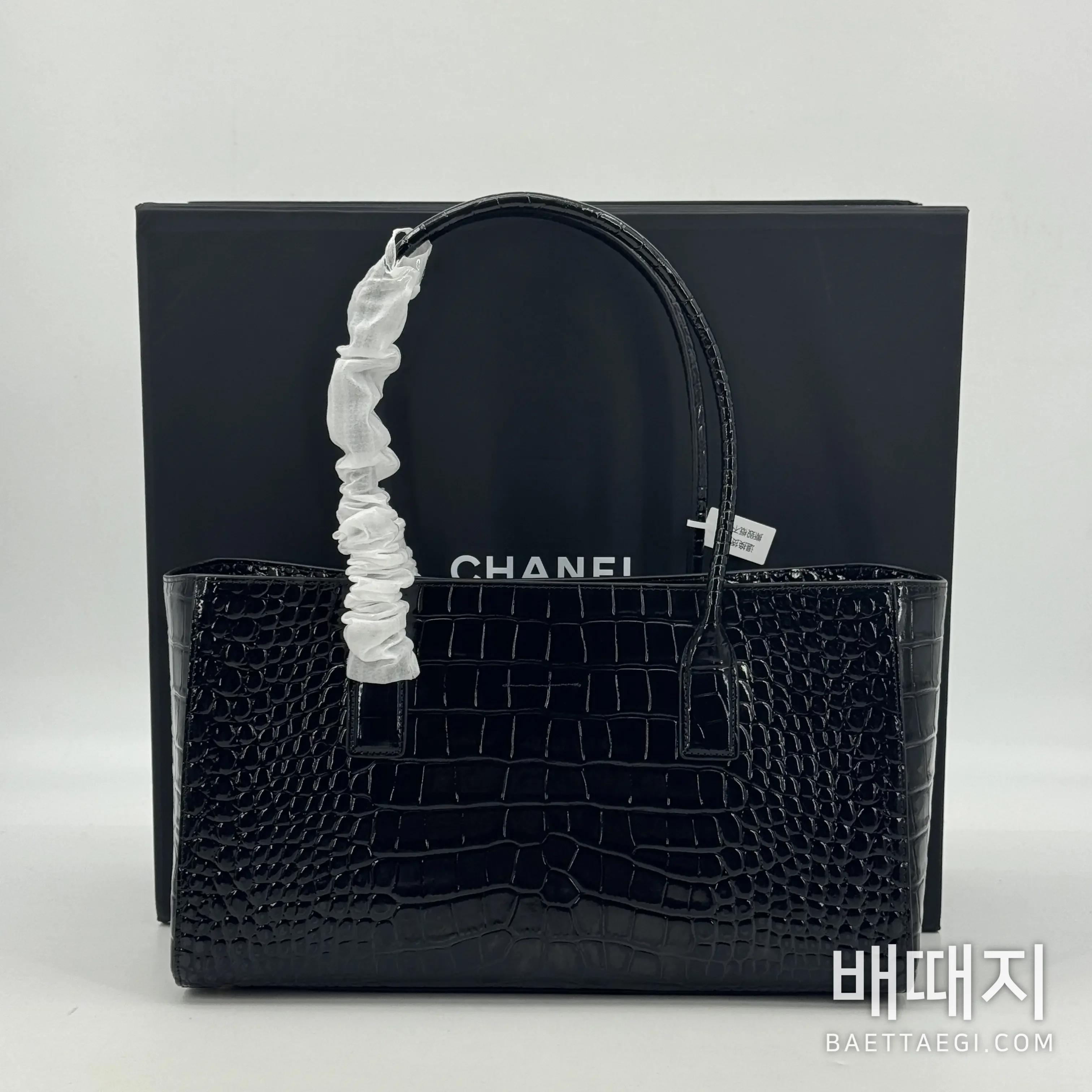 샤넬 크로커다일 스킨 토트백 검수사진 2