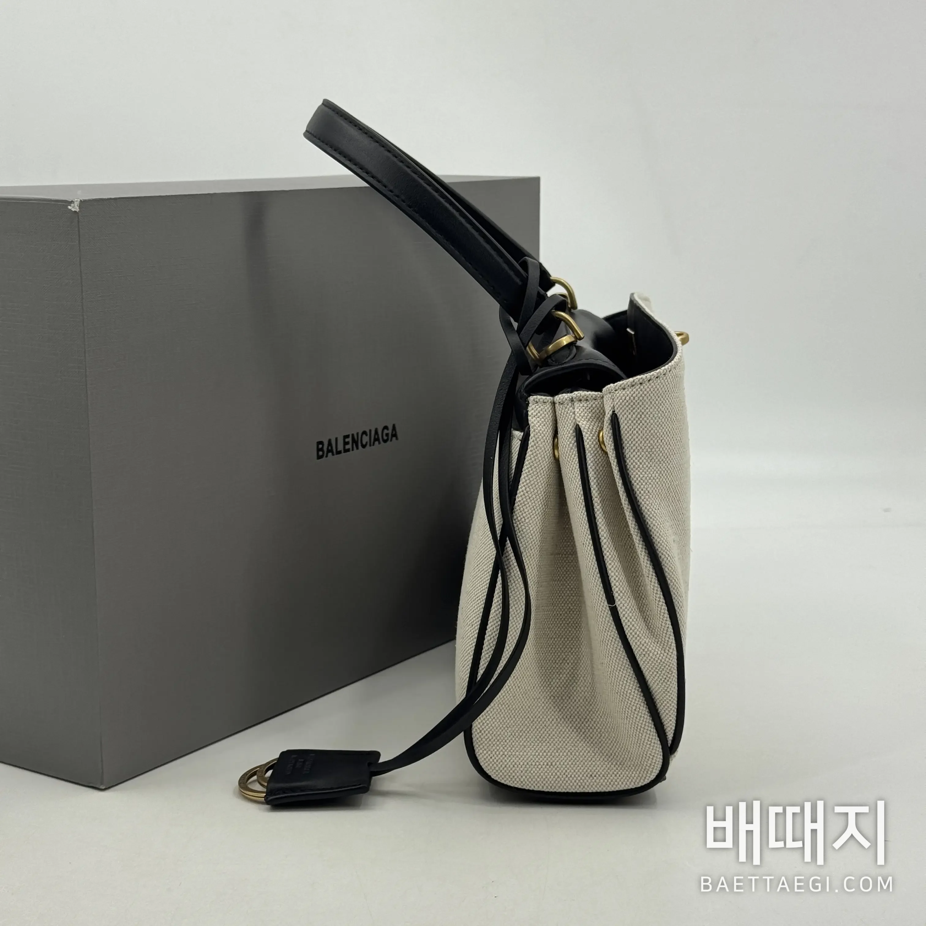 발렌시아가 캔버스 가죽 로데오 가방 검수사진 4