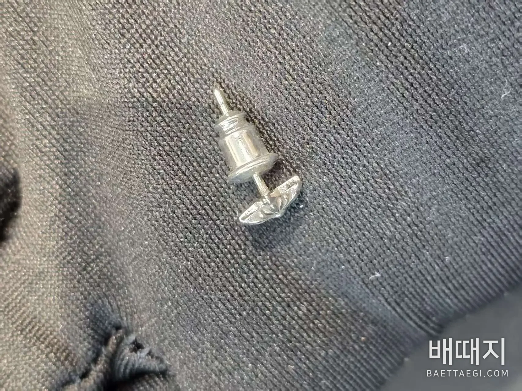 크롬하츠 육각별 925 스털링 실버 귀걸이 CE007 검수사진 3
