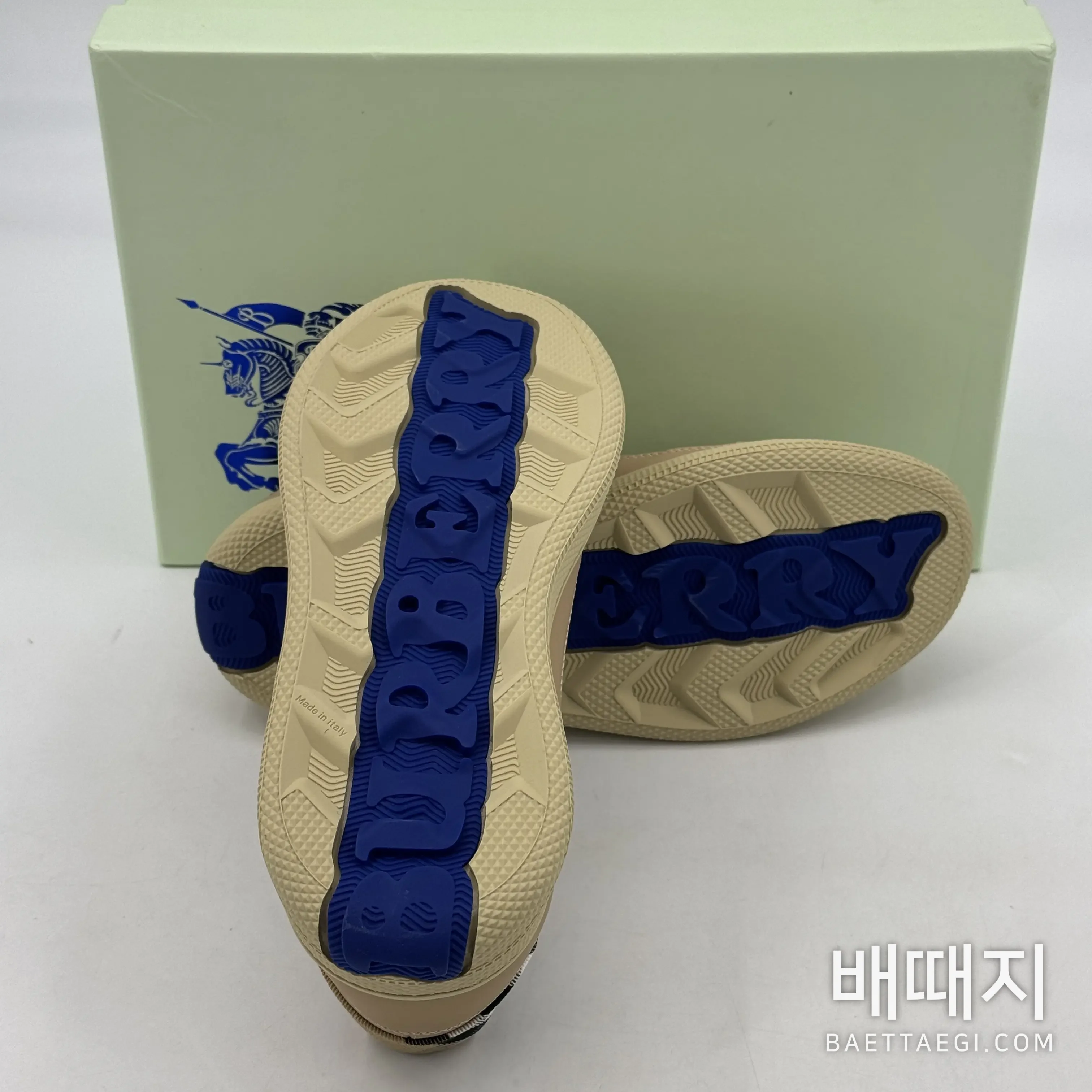 버버리 신발 80304 Burberry Shoes 검수사진 7