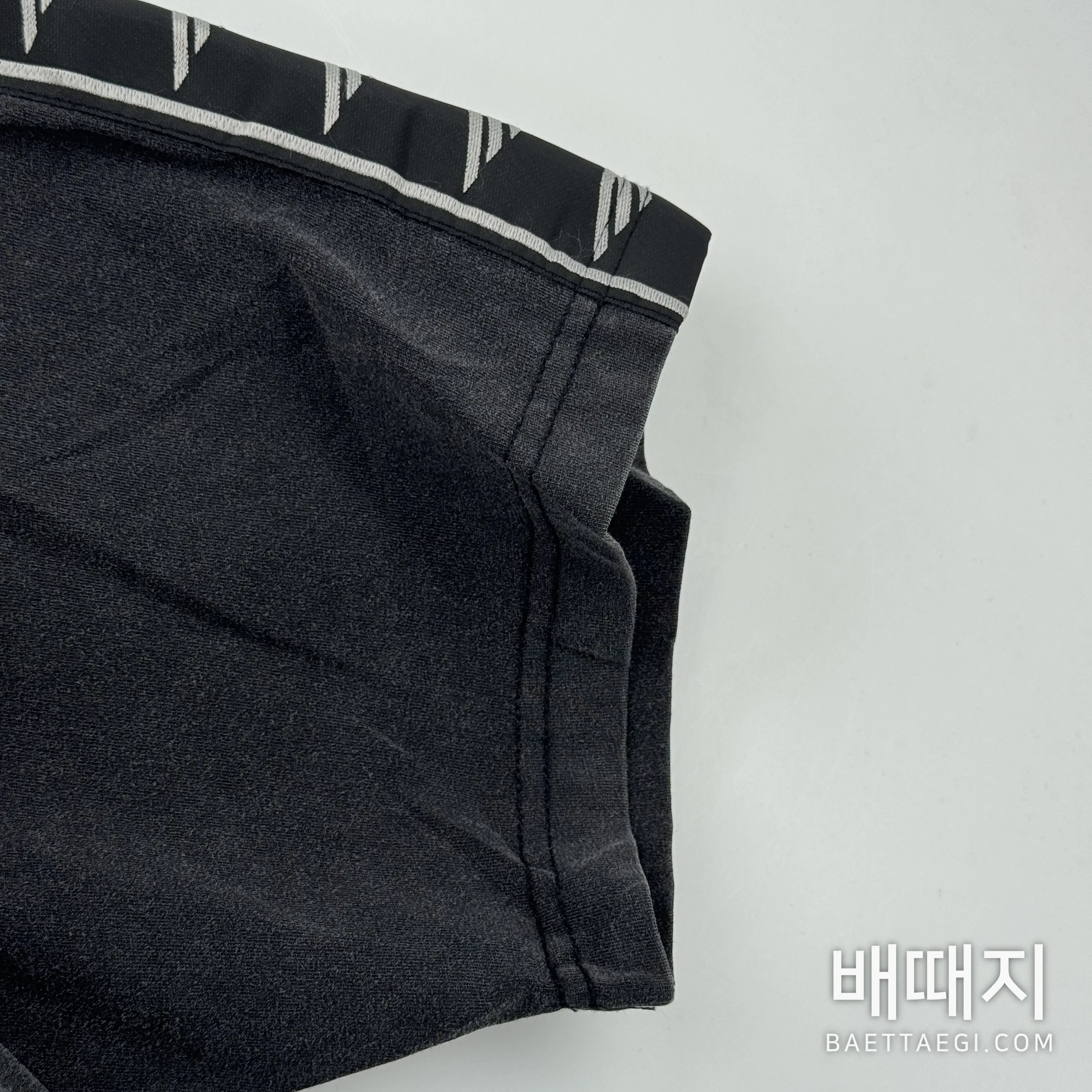 발렌시아가 유니섹스 워시 가공 크루넥 반팔 티셔츠 검수사진 5