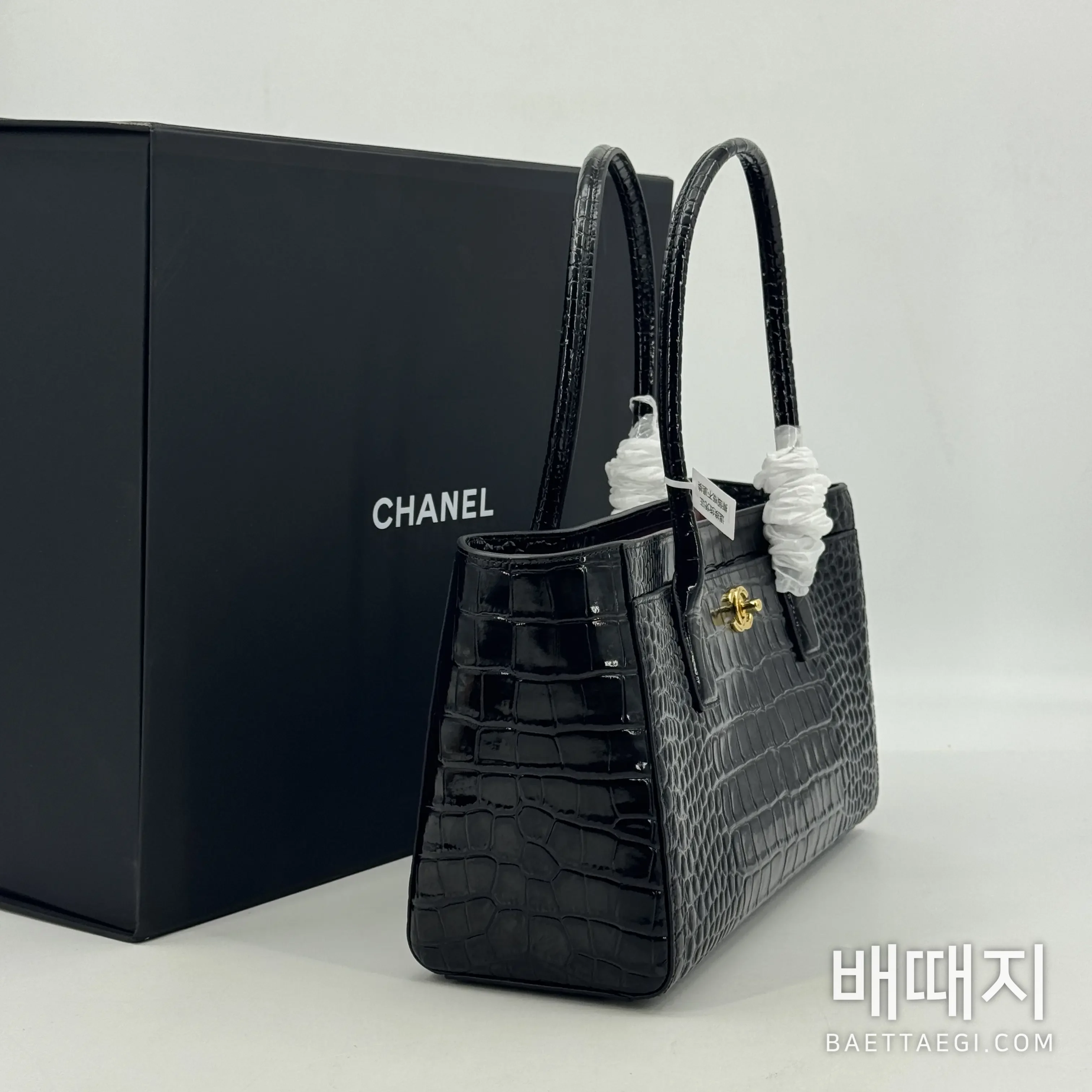 샤넬 크로커다일 스킨 토트백 검수사진 4