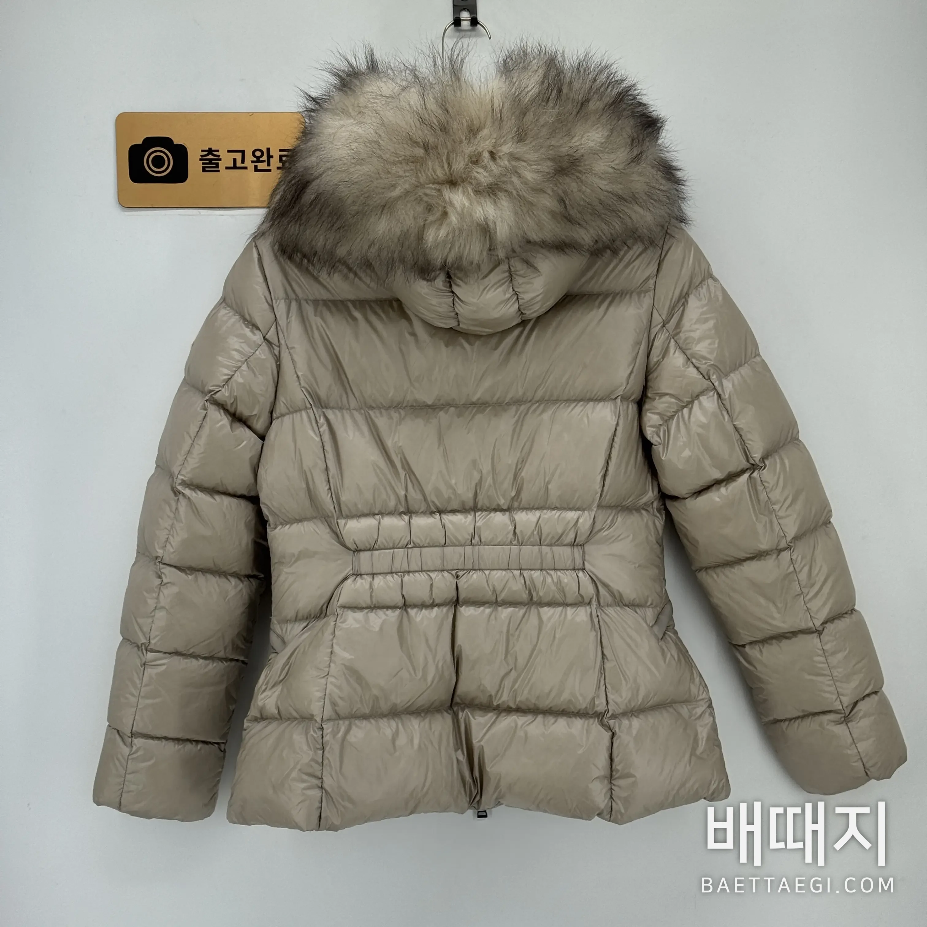 몽클레르 보에드 후드 시어링 트리밍 쇼트 다운 재킷 검수사진 3