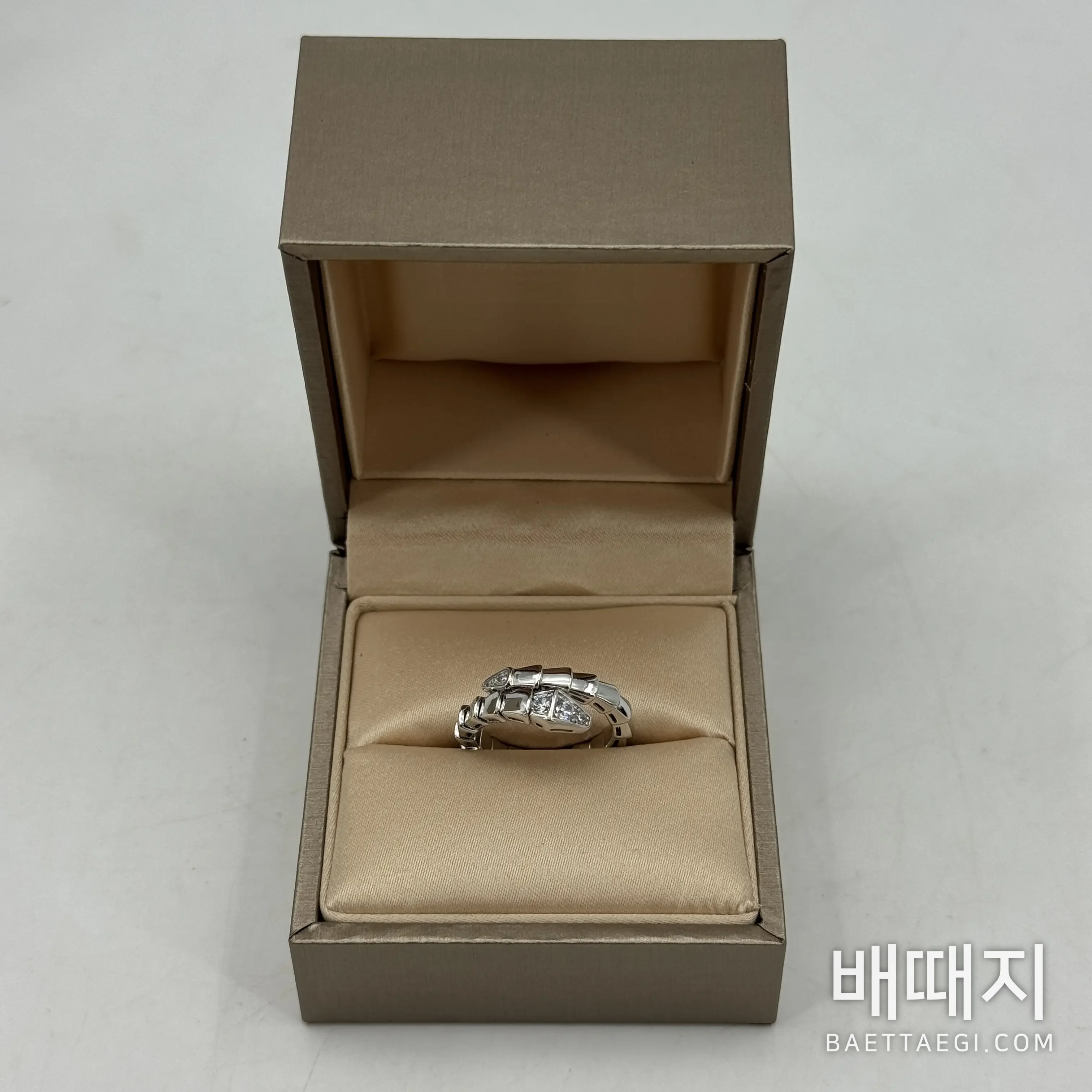 불가리 세르펜티 바이퍼 다이아몬드 반지 검수사진 2