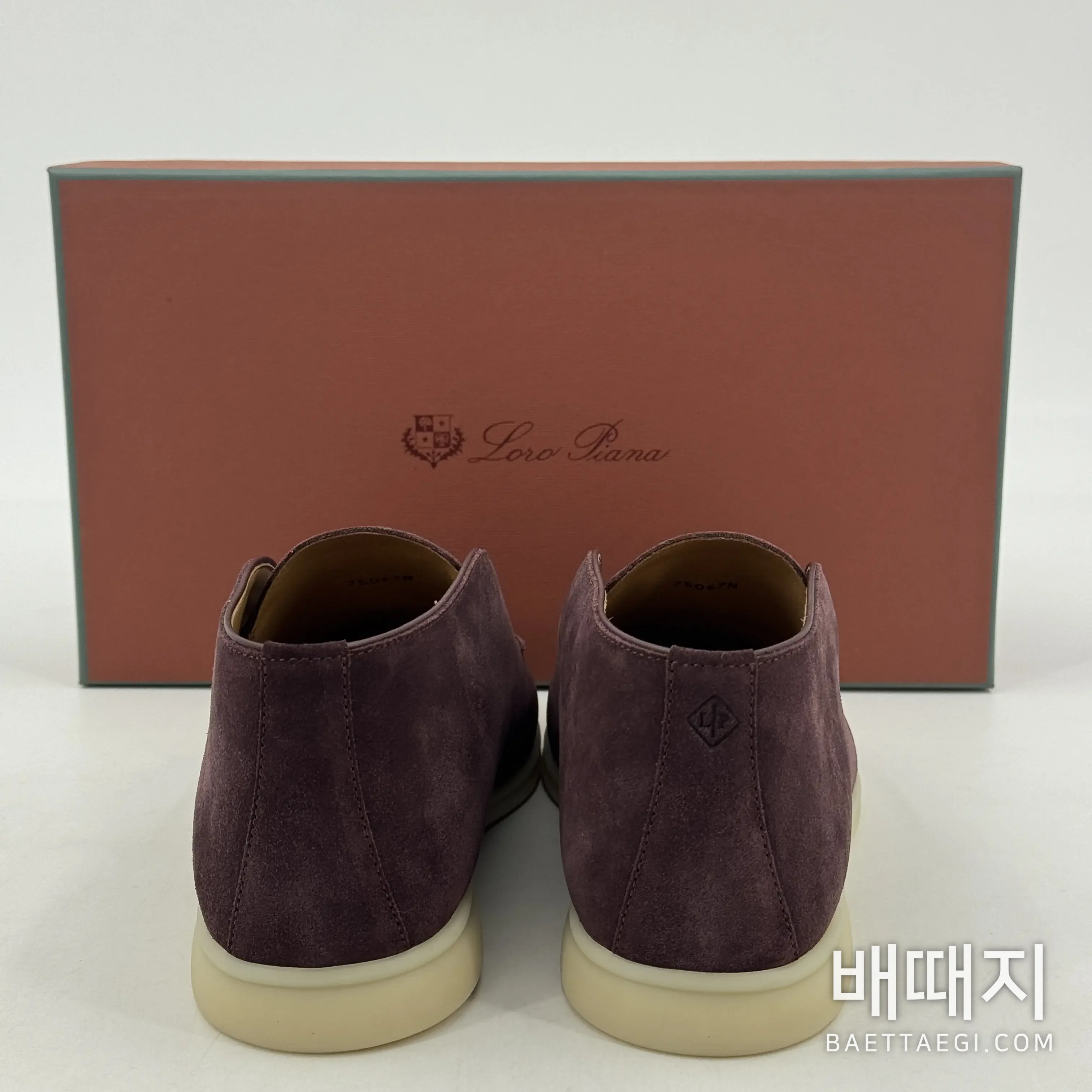 로로피아나 로퍼 다크브라운 스웨이드 하이탑 디자인 검수사진 4