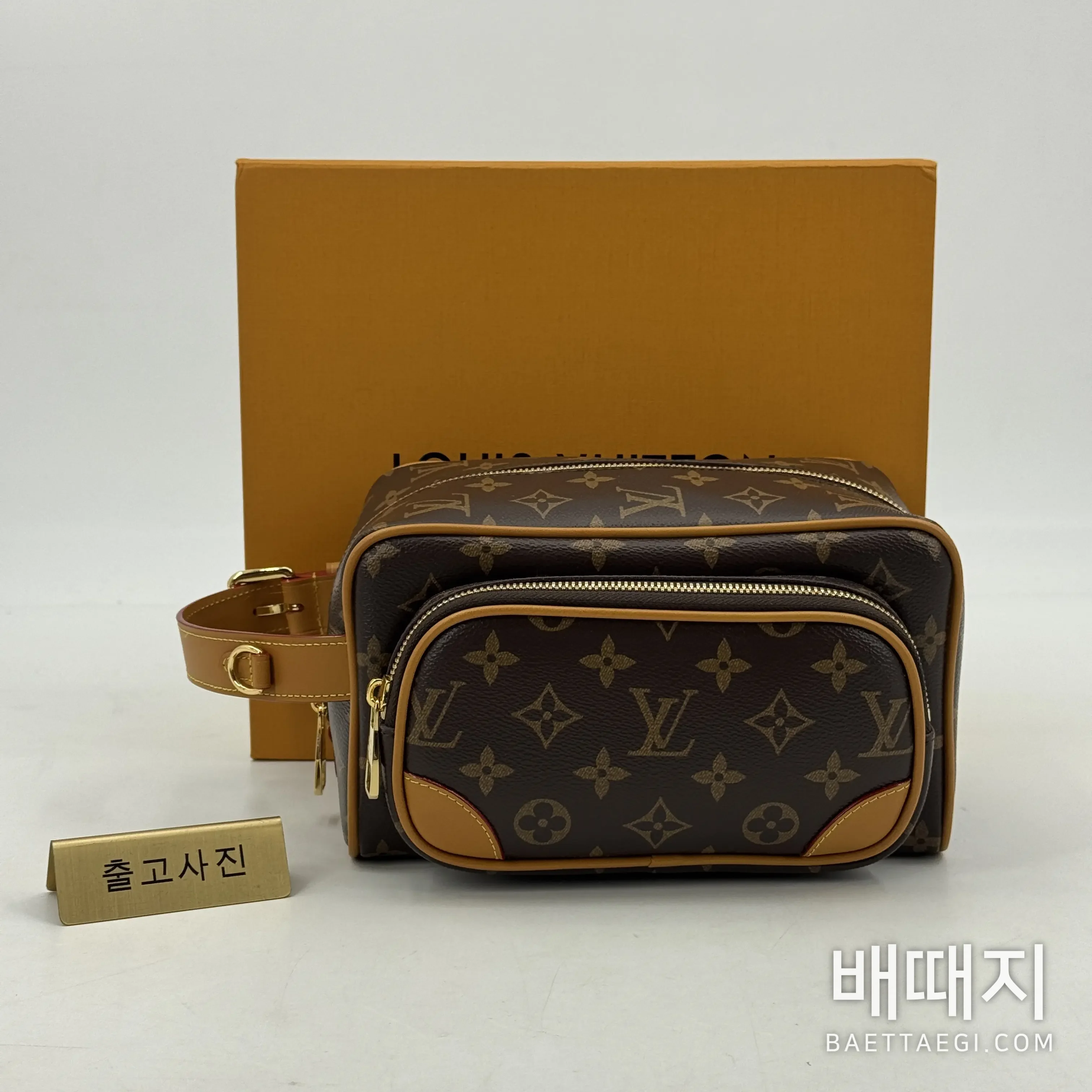 루이비통 락커 돕 키트 카고 가방 M2A501 검수사진 2