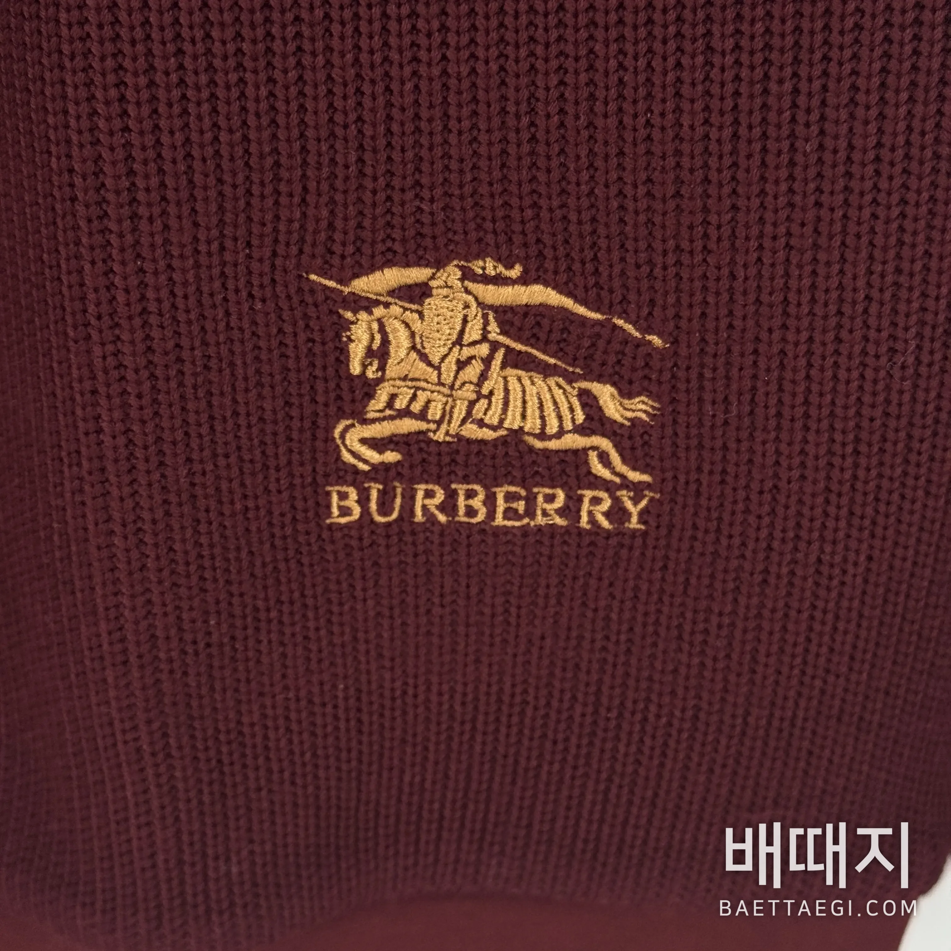 버버리 남성 체크 자수 패치워크 니트 검수사진 2