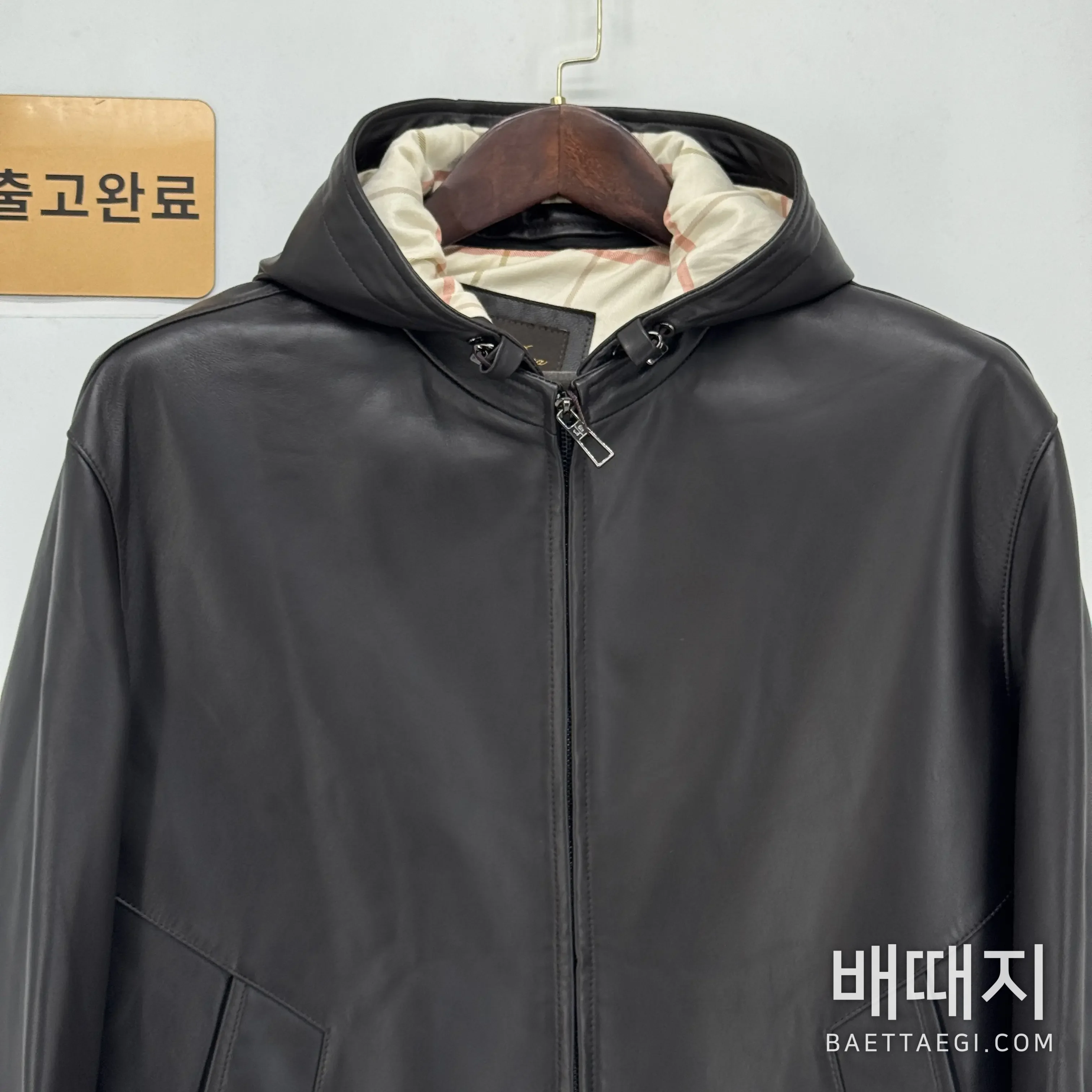 로로피아나 후드 숏 레더 자켓 121895 검수사진 2