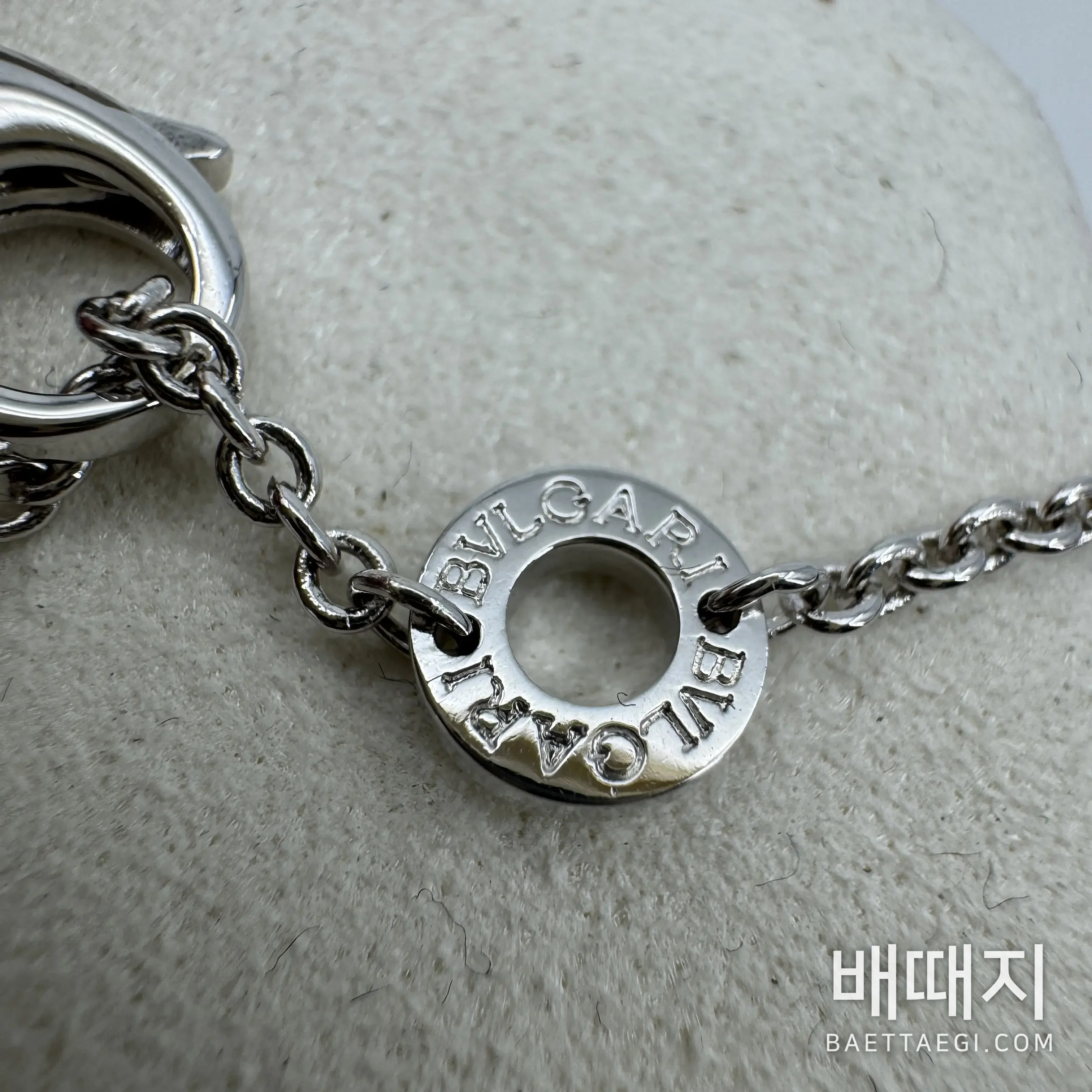 불가리 B.zero 1 풀 다이아몬드 원통형 목걸이 검수사진 3
