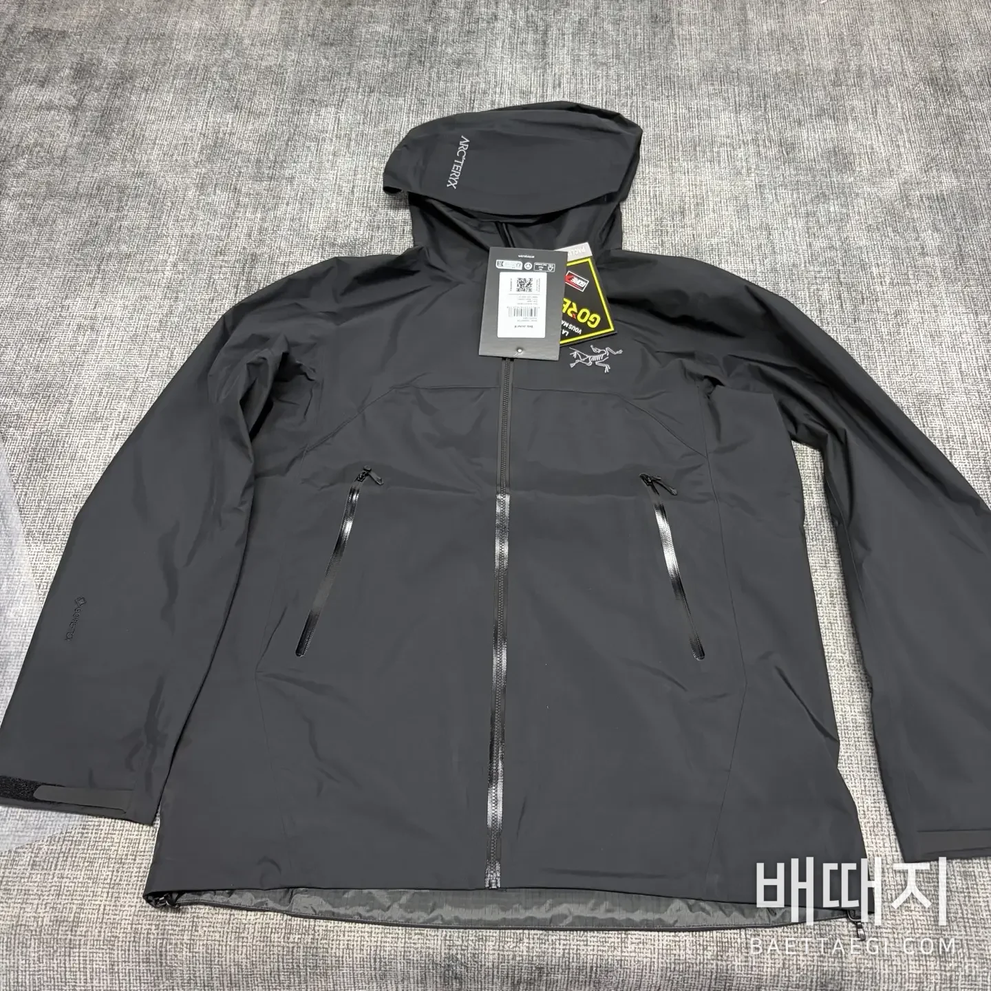 아크테릭스 베타 자켓 블랙 200154 Arc'teryx Beta Jacket Black 검수사진 2