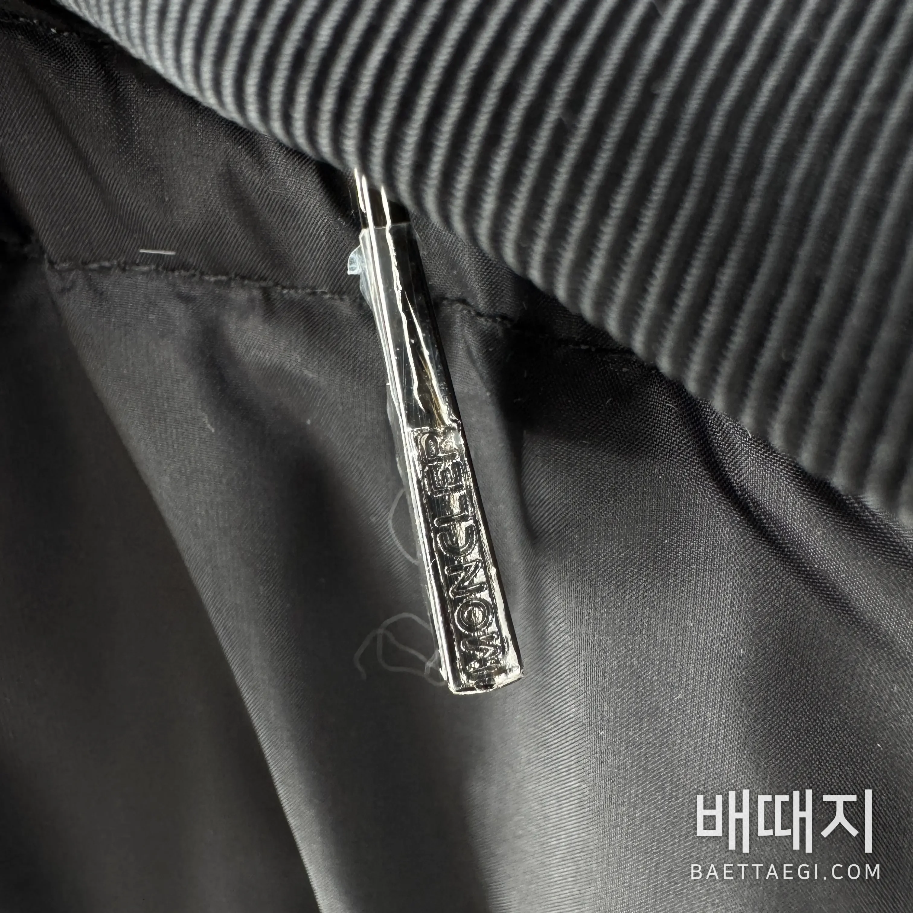몽클레르 보에드 쇼트 다운 재킷 검수사진 4