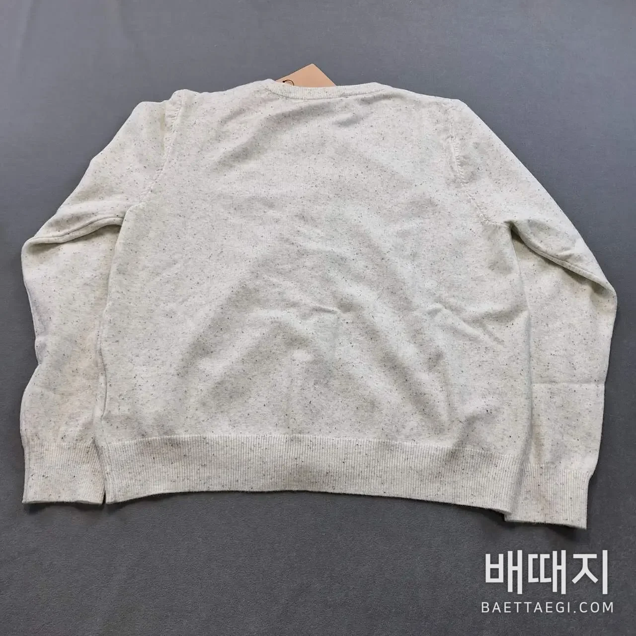 미우미우 크루넥 울 혼방 가디건 검수사진 2