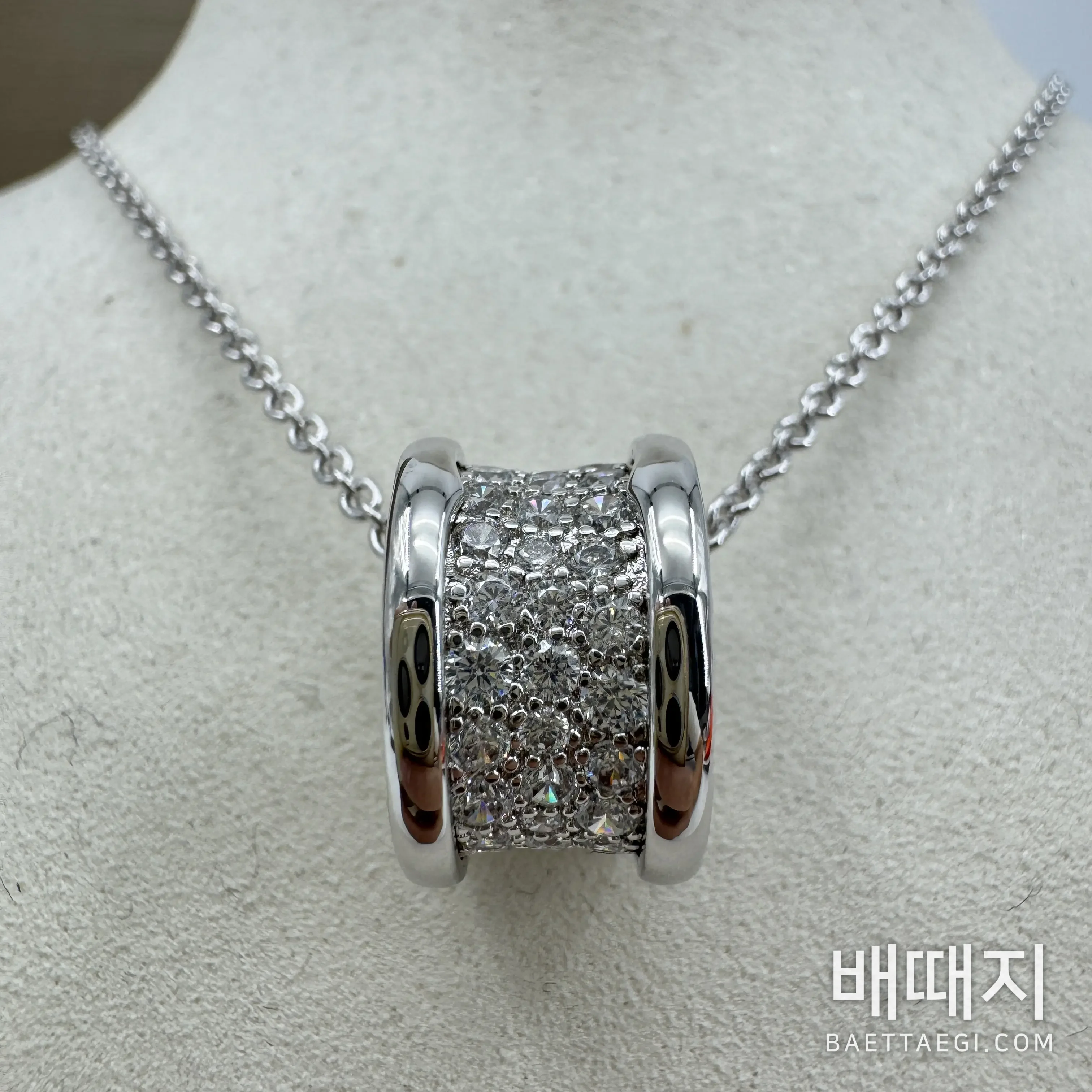 불가리 B.zero 1 풀 다이아몬드 원통형 목걸이 검수사진 4