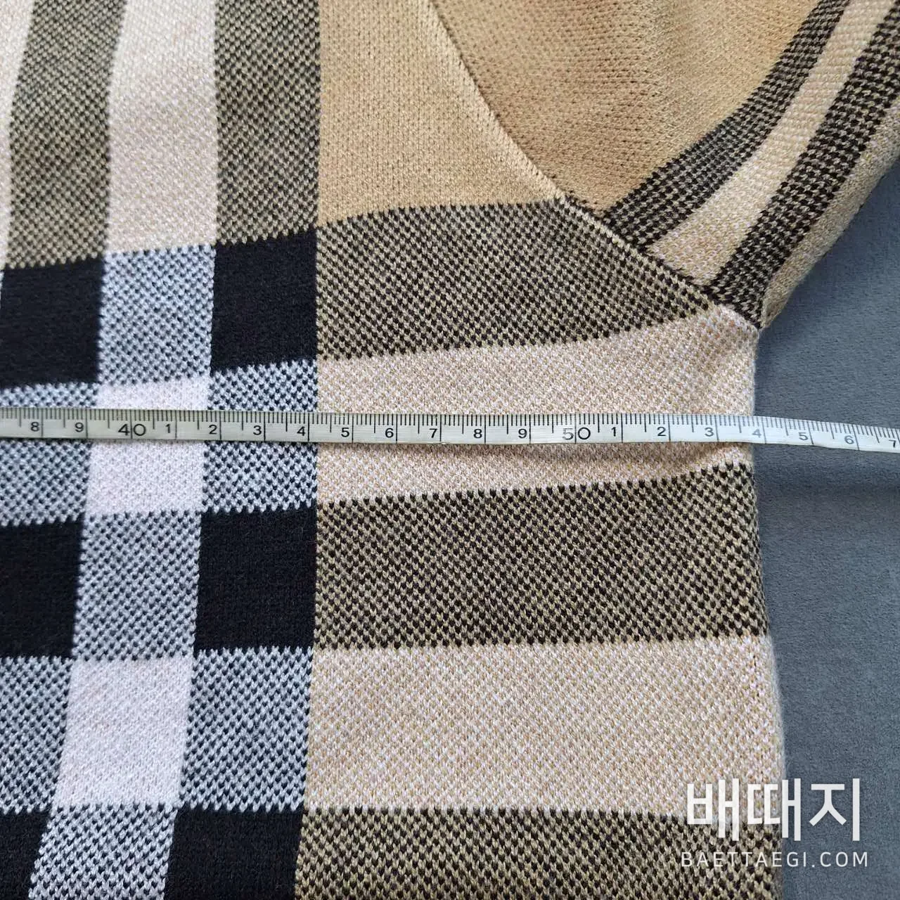 버버리 클래식 체크 울 가디건 158838 검수사진 7