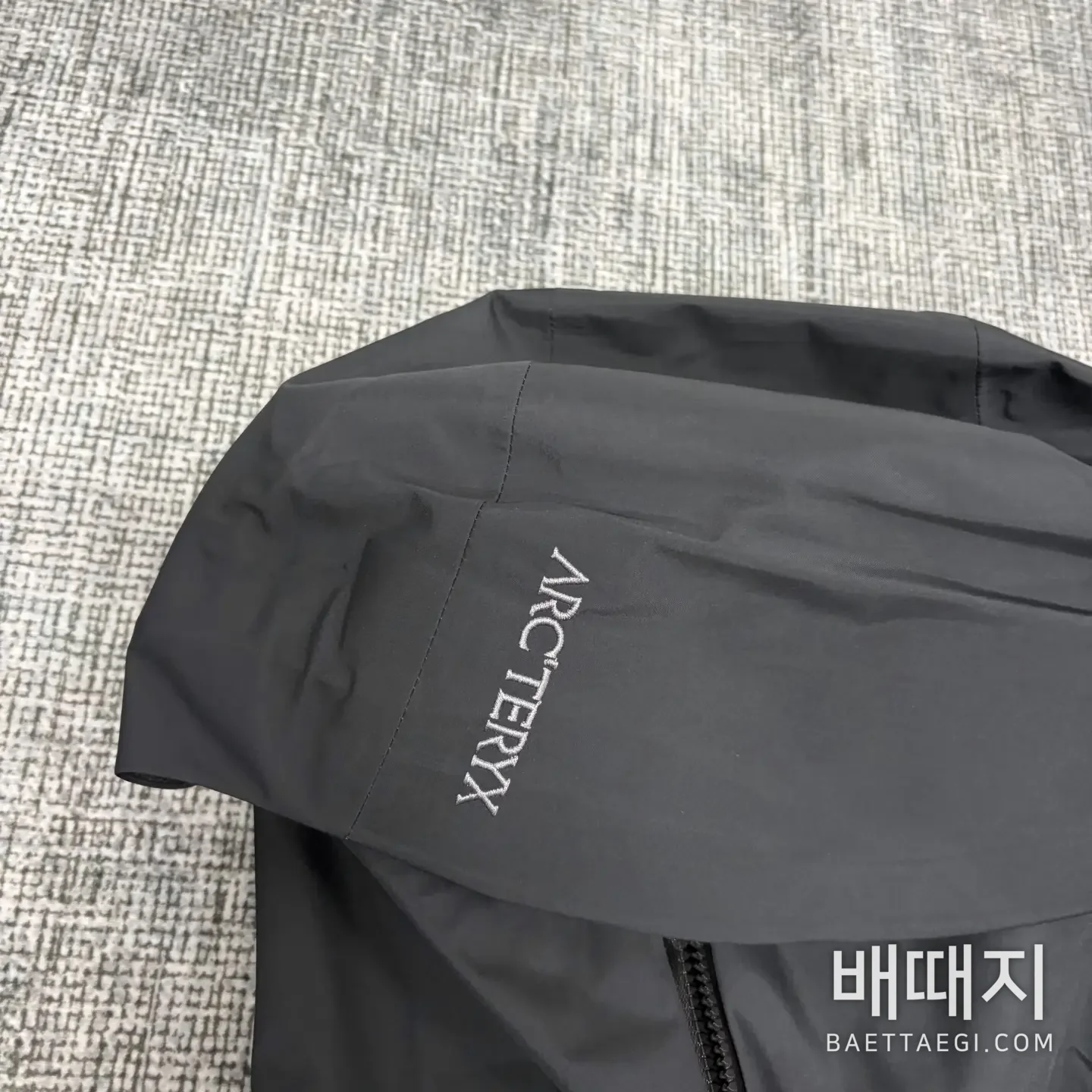 아크테릭스 베타 자켓 블랙 200154 Arc'teryx Beta Jacket Black 검수사진 3