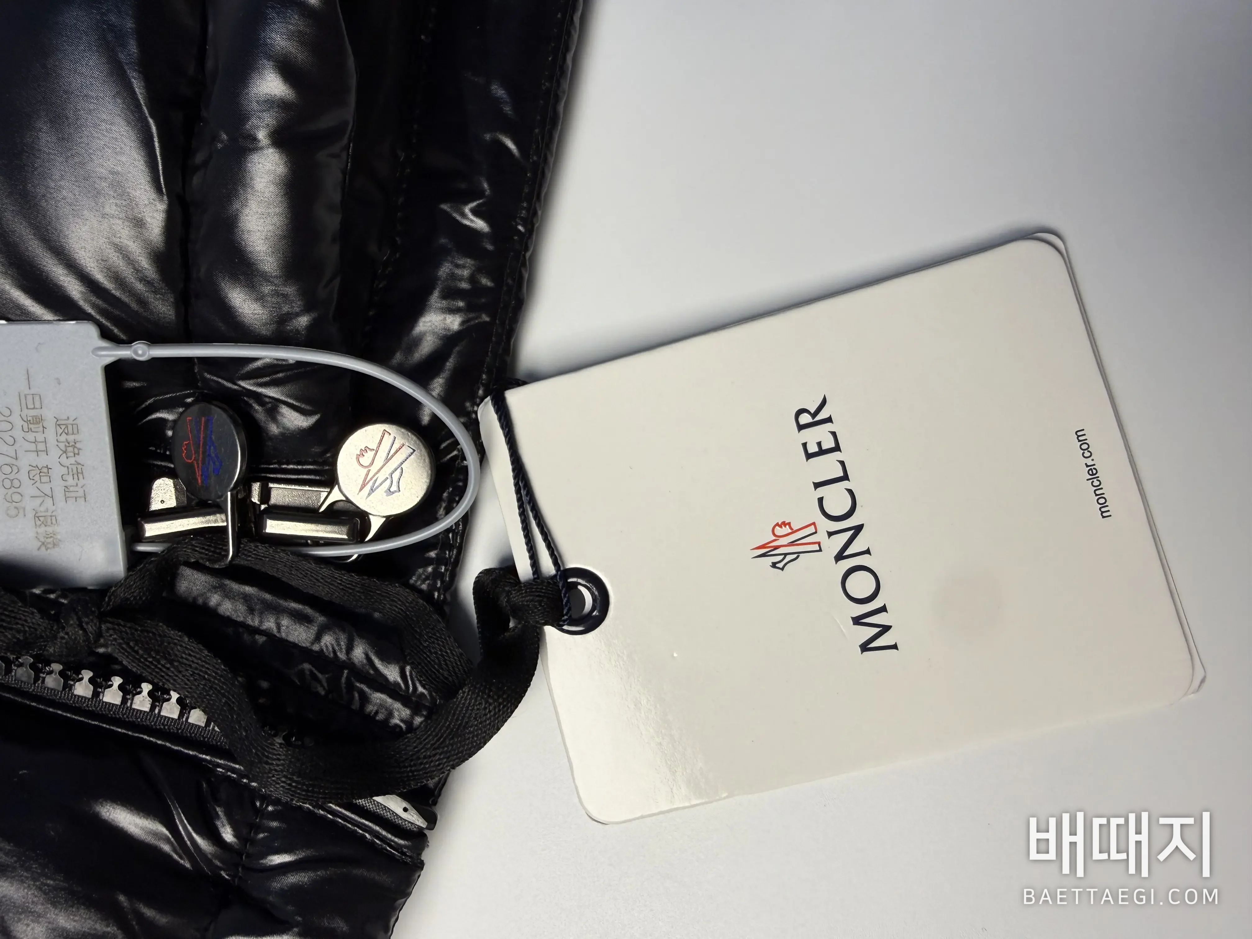 몽클레르 마야 후드 쇼트 다운 재킷(Moncler Maya Hooded Short Down Jacket) 158173 검수사진 5