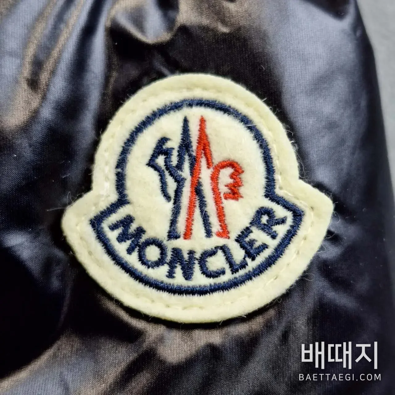 몽클레르 경량 나일론 다운 점퍼 키즈 자켓 검수사진 5
