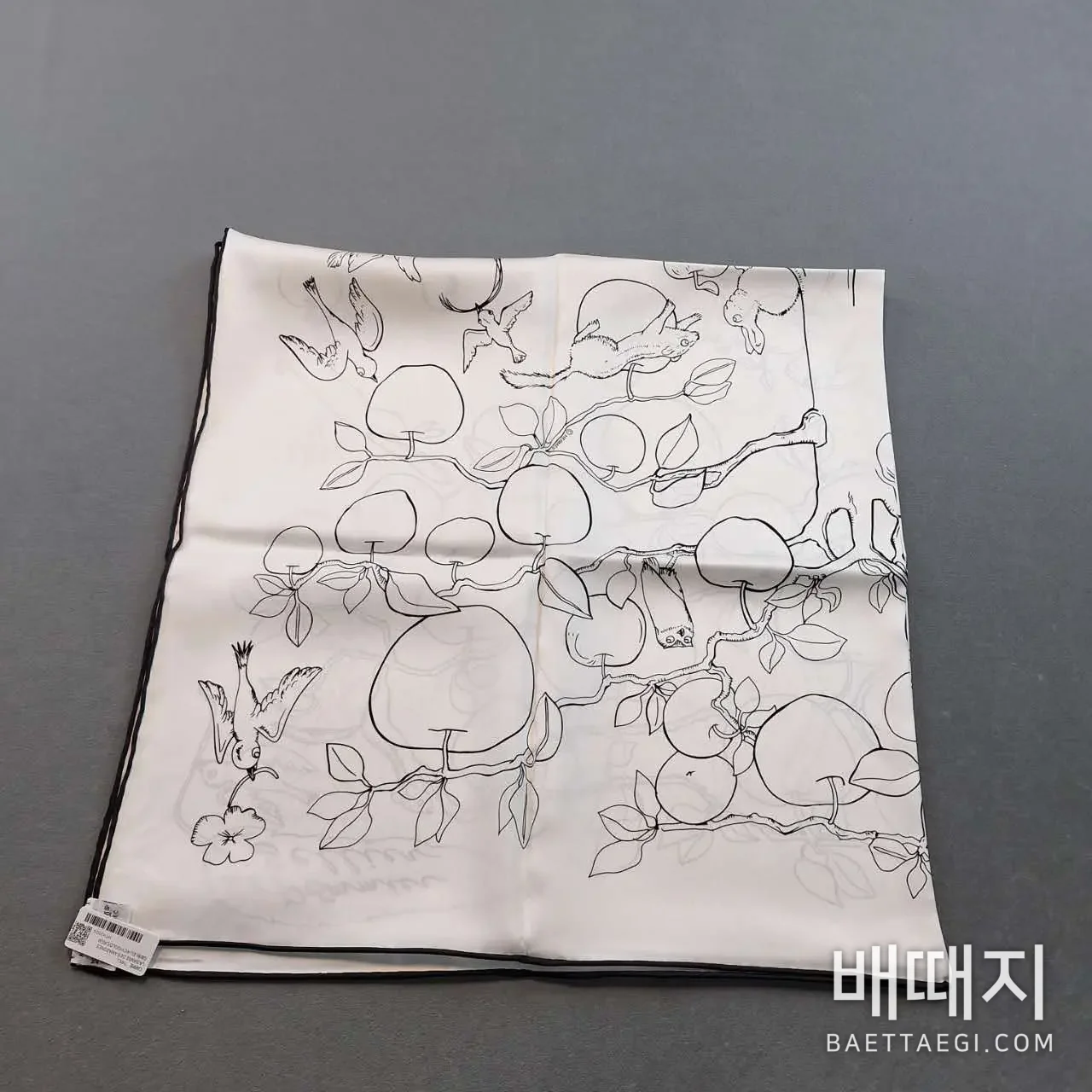 에르메스 안장 위 사과나무 실크 스카프 180207 검수사진 3