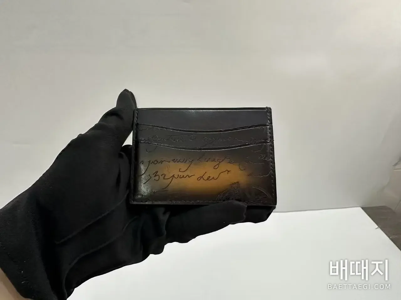 벨루티 탑 그레인 소가죽 카드홀더 지갑 159783 검수사진 5