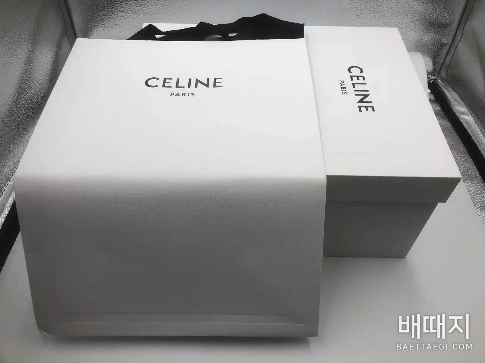 셀린느 베이징 라이프 미디엄 블랙 카프스킨 핸드백 검수사진 3