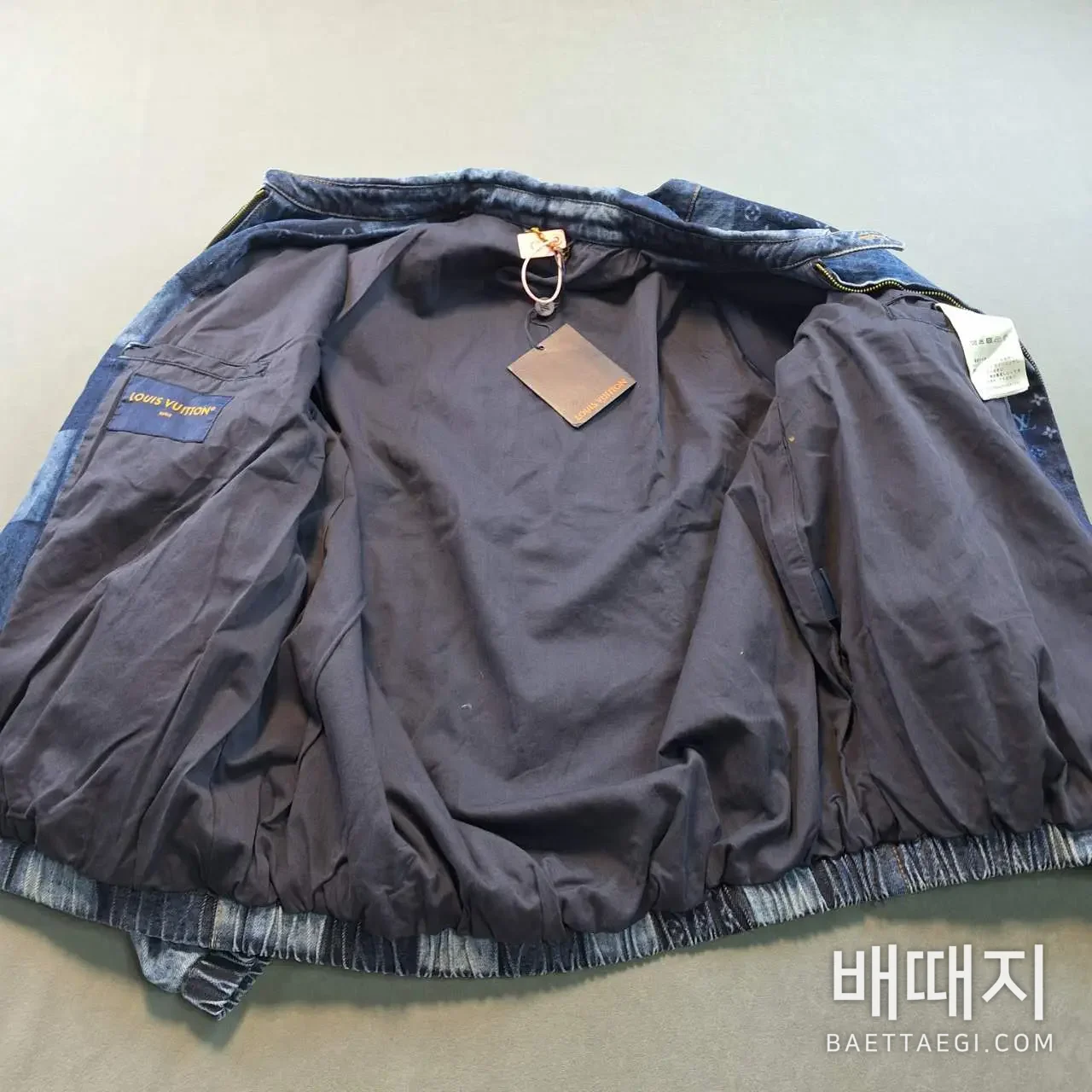 루이비통 블루 번아웃 레터 자카드 체크 데님 남성 자켓 156621 검수사진 8