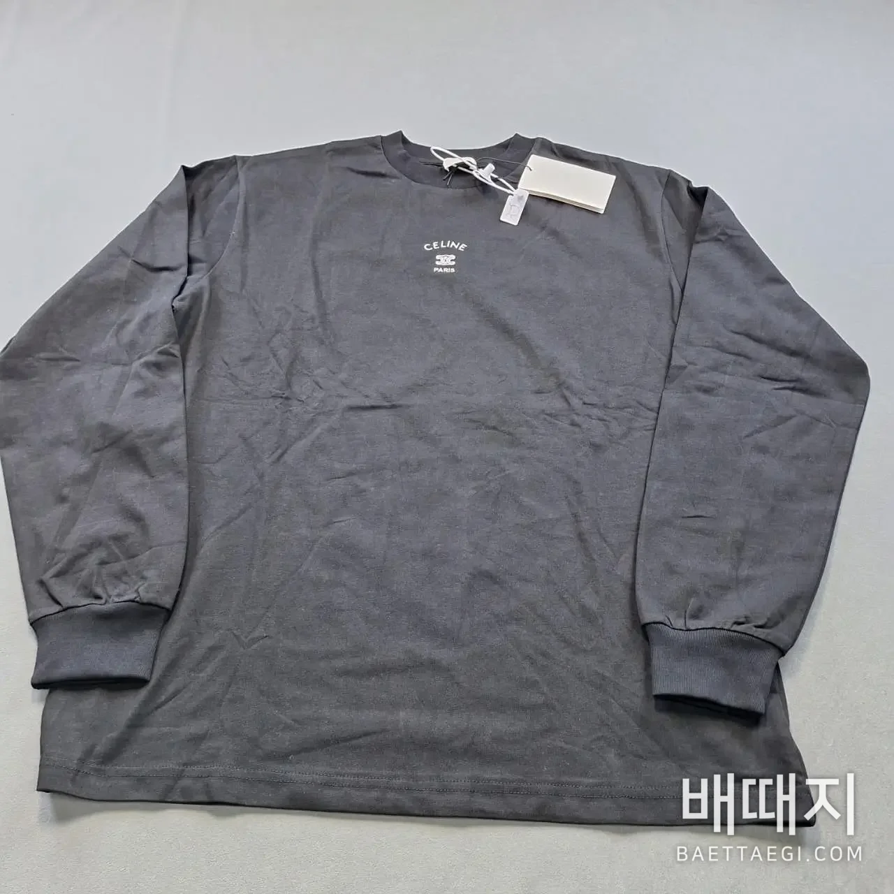 셀린느 자수 로고 긴팔 티셔츠 검수사진 1