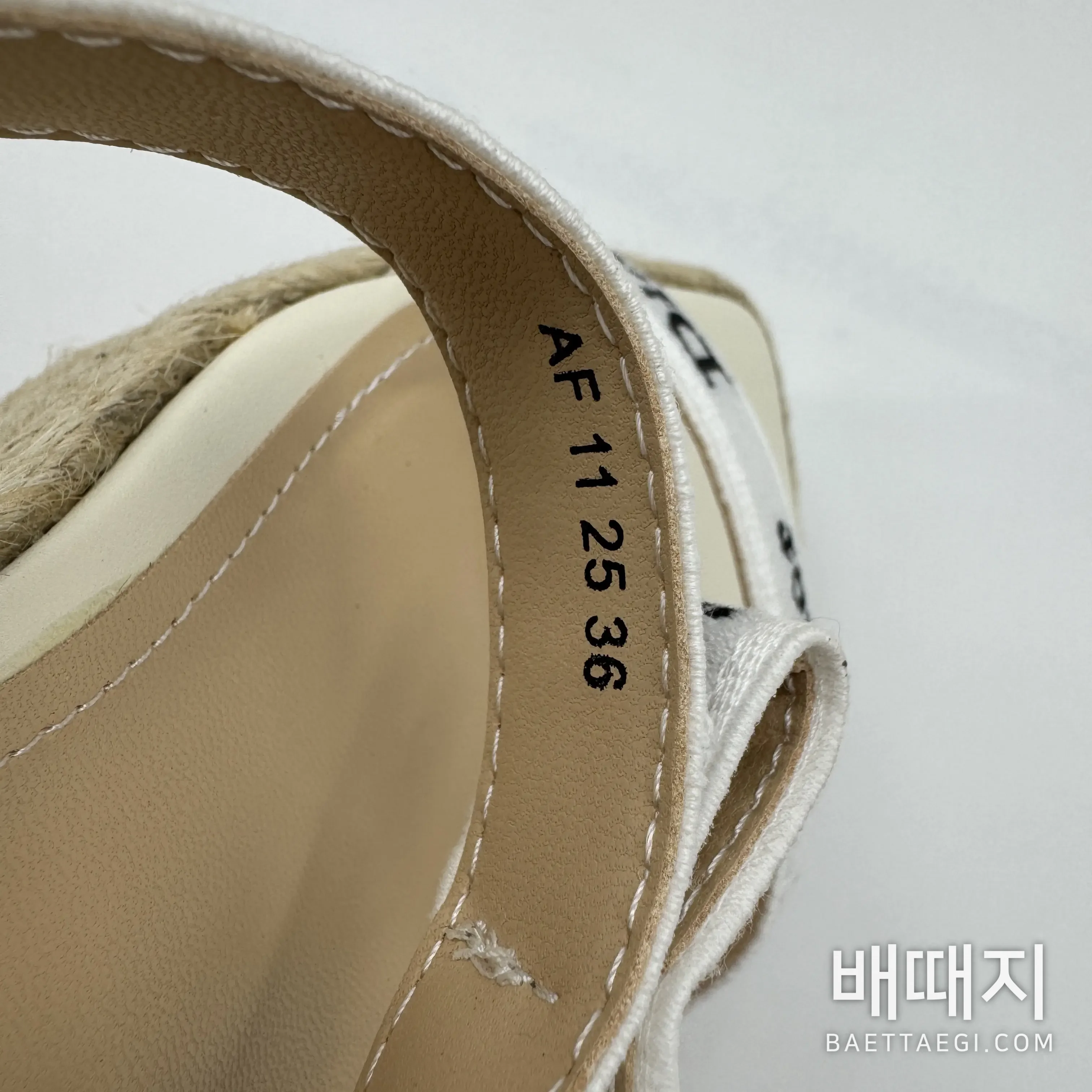 디올 뉴 보우타이 스트랩 웨지 샌들 132619 검수사진 2