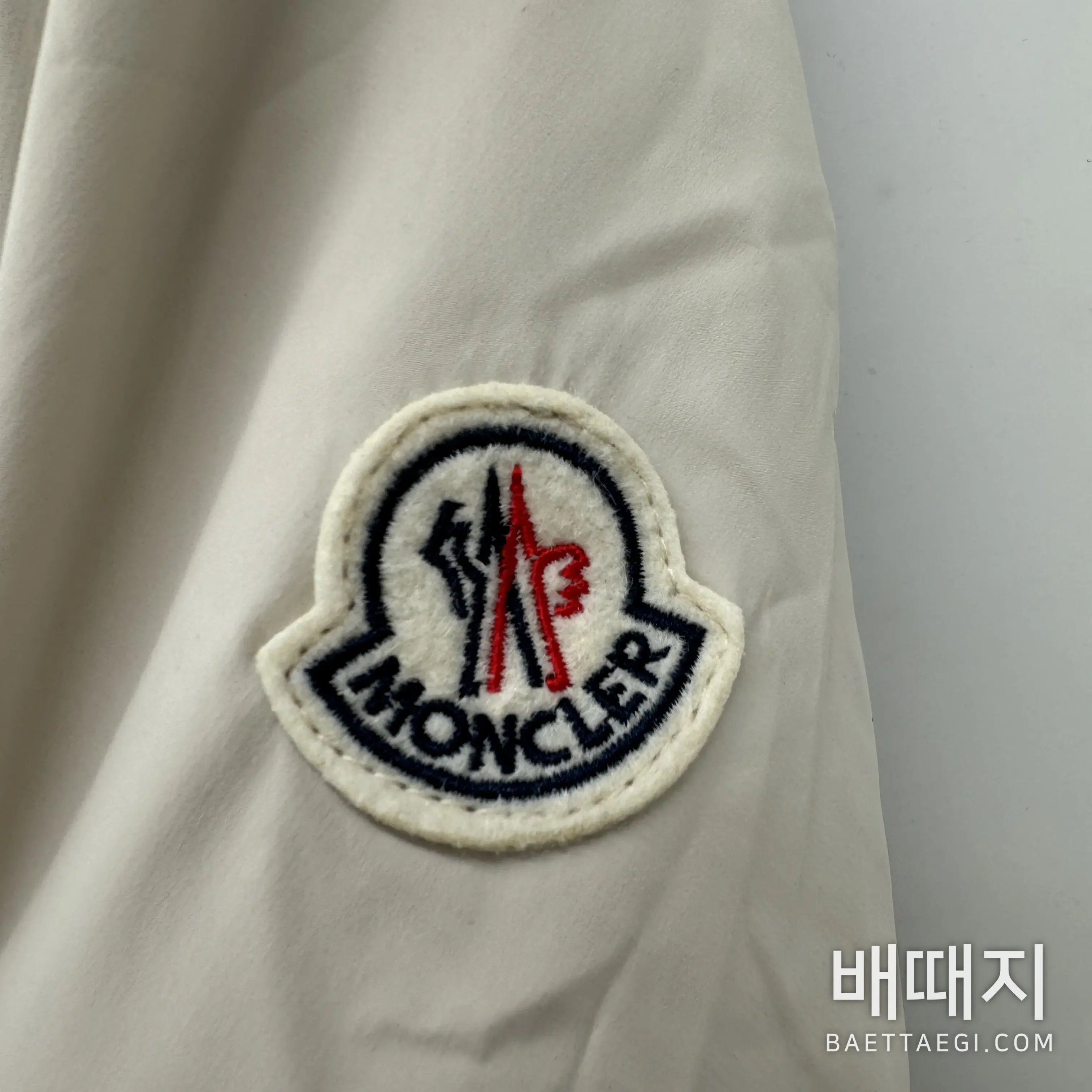 몽클레르 스탠드카라 코튼 자켓 205542 검수사진 5