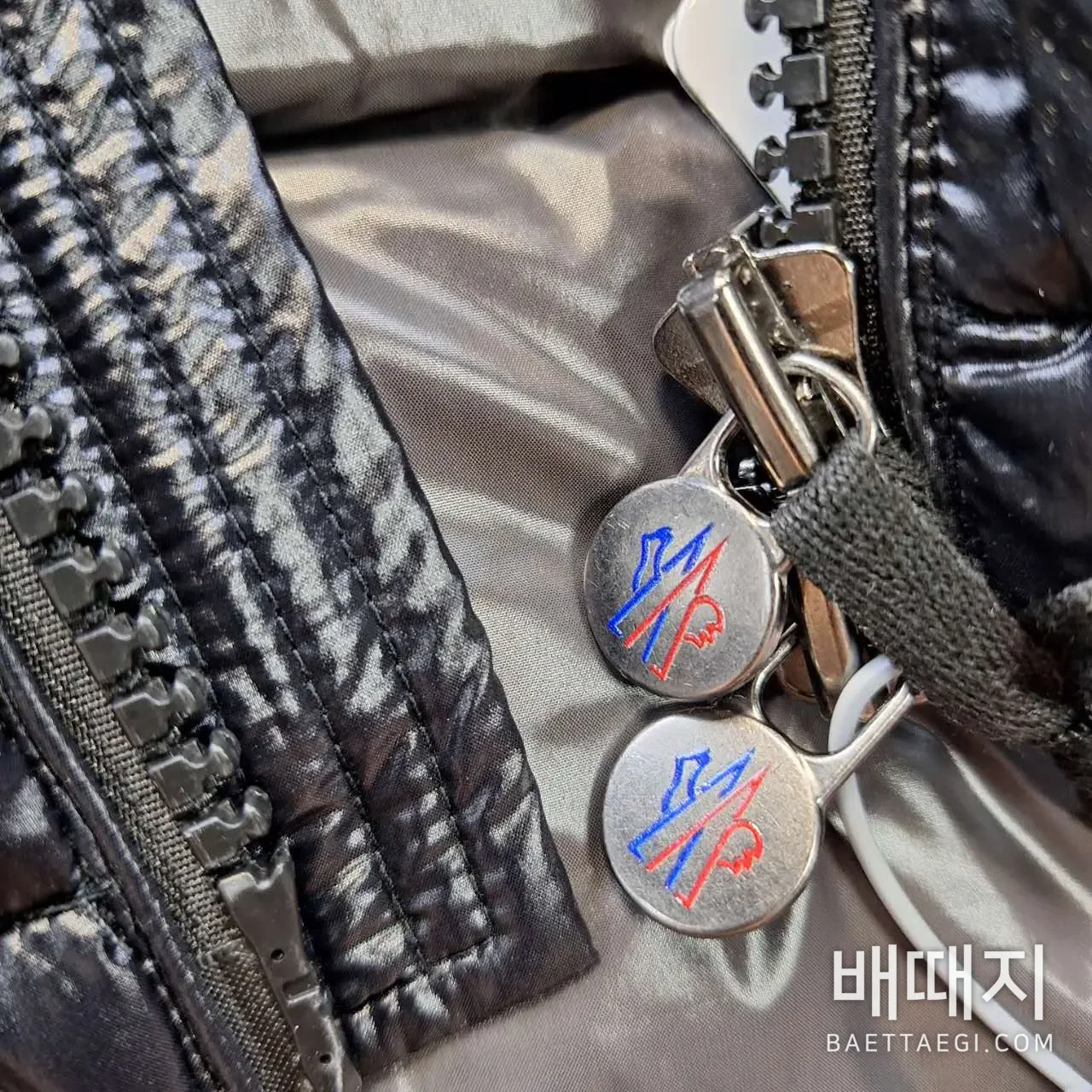 몽클레르 마야 남성 다운 패딩 점퍼 검수사진 3