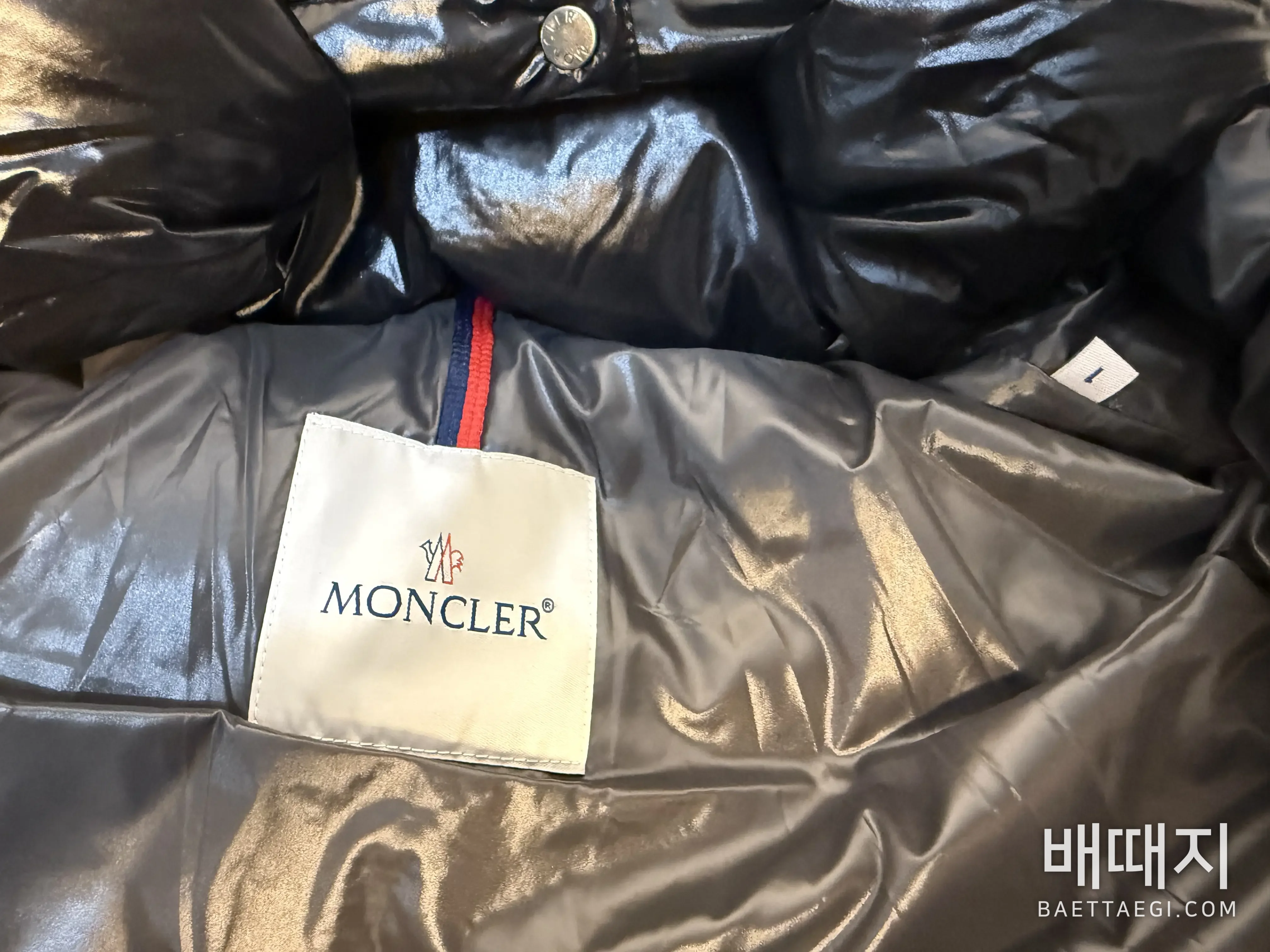 몽클레르 마야 후드 쇼트 다운 재킷(Moncler Maya Hooded Short Down Jacket) 158173 검수사진 2