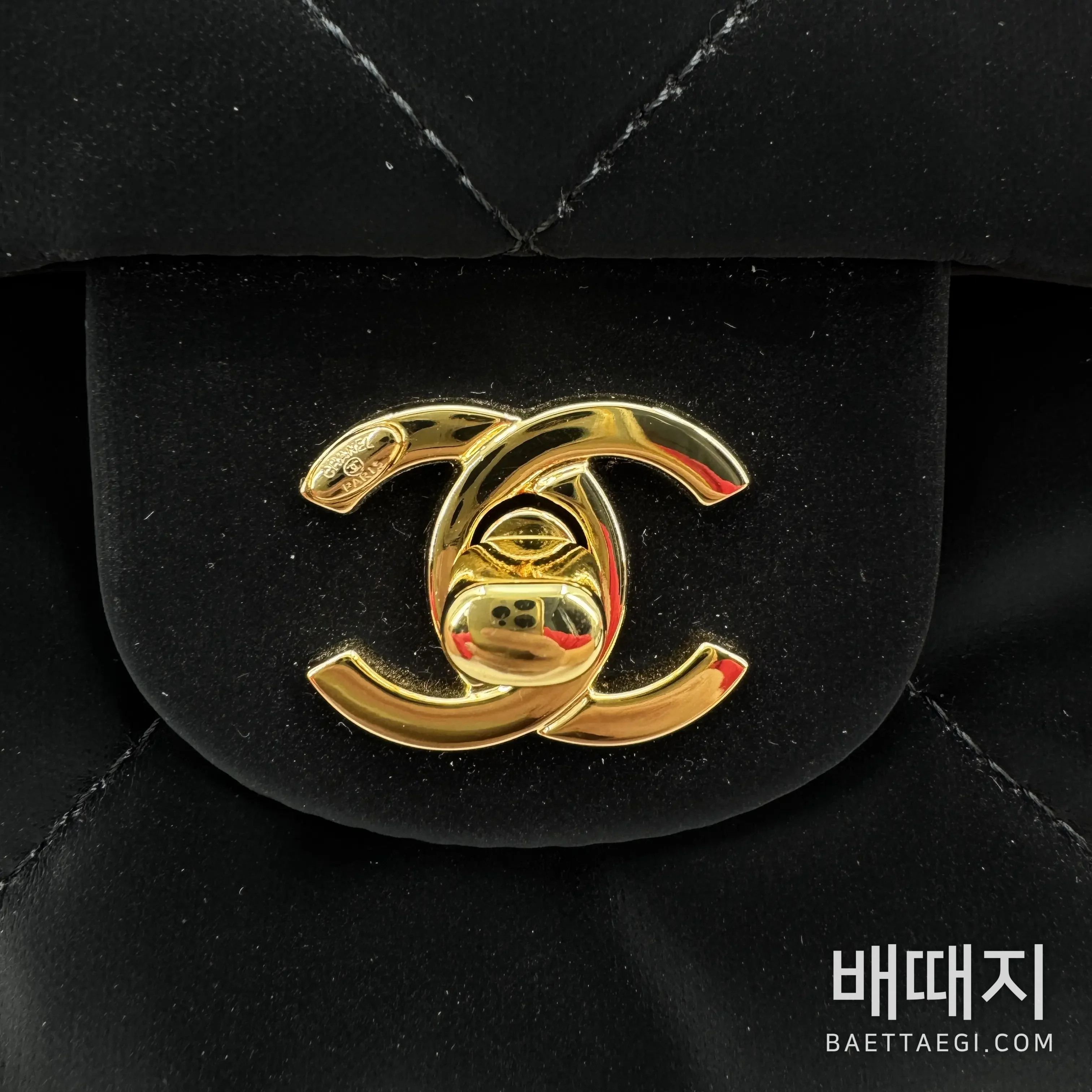 샤넬 코코 네쥬 벨벳 나일론 턴락 볼링백 검수사진 5