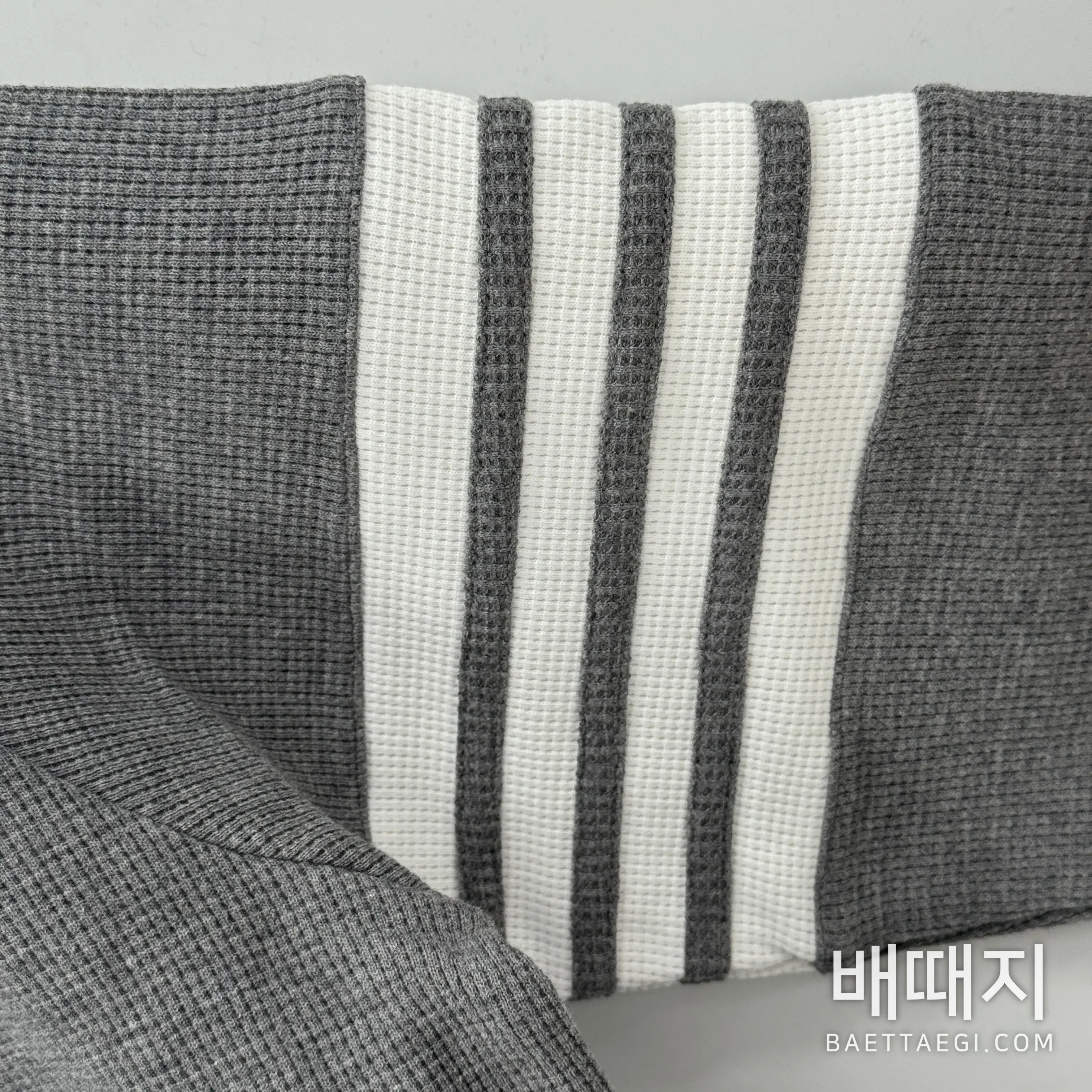 톰브라운 남성 와플 체인 후드 스웨트셔츠 검수사진 5