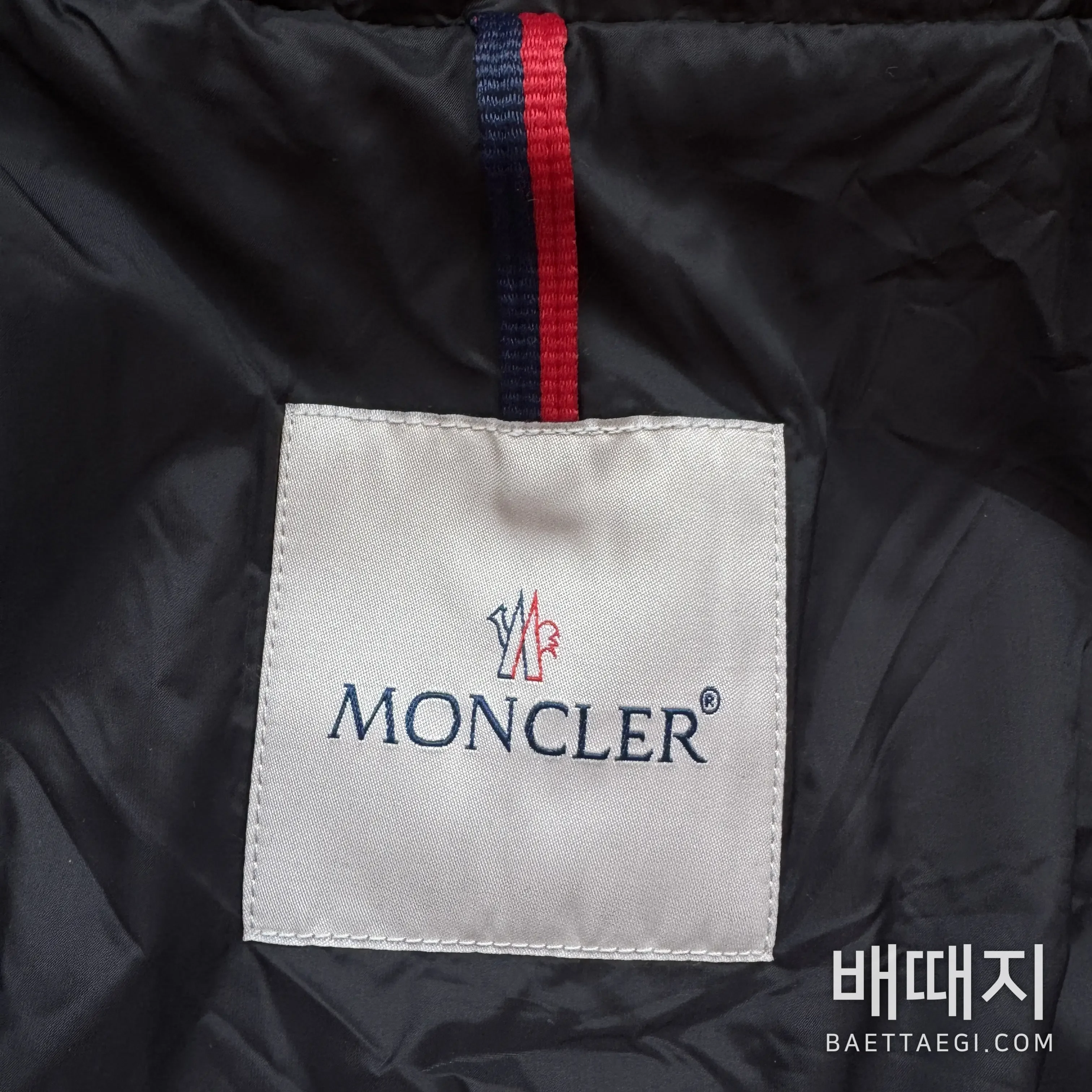 몽클레르 울 안감 클래식 남성 패딩 자켓 181198 검수사진 8