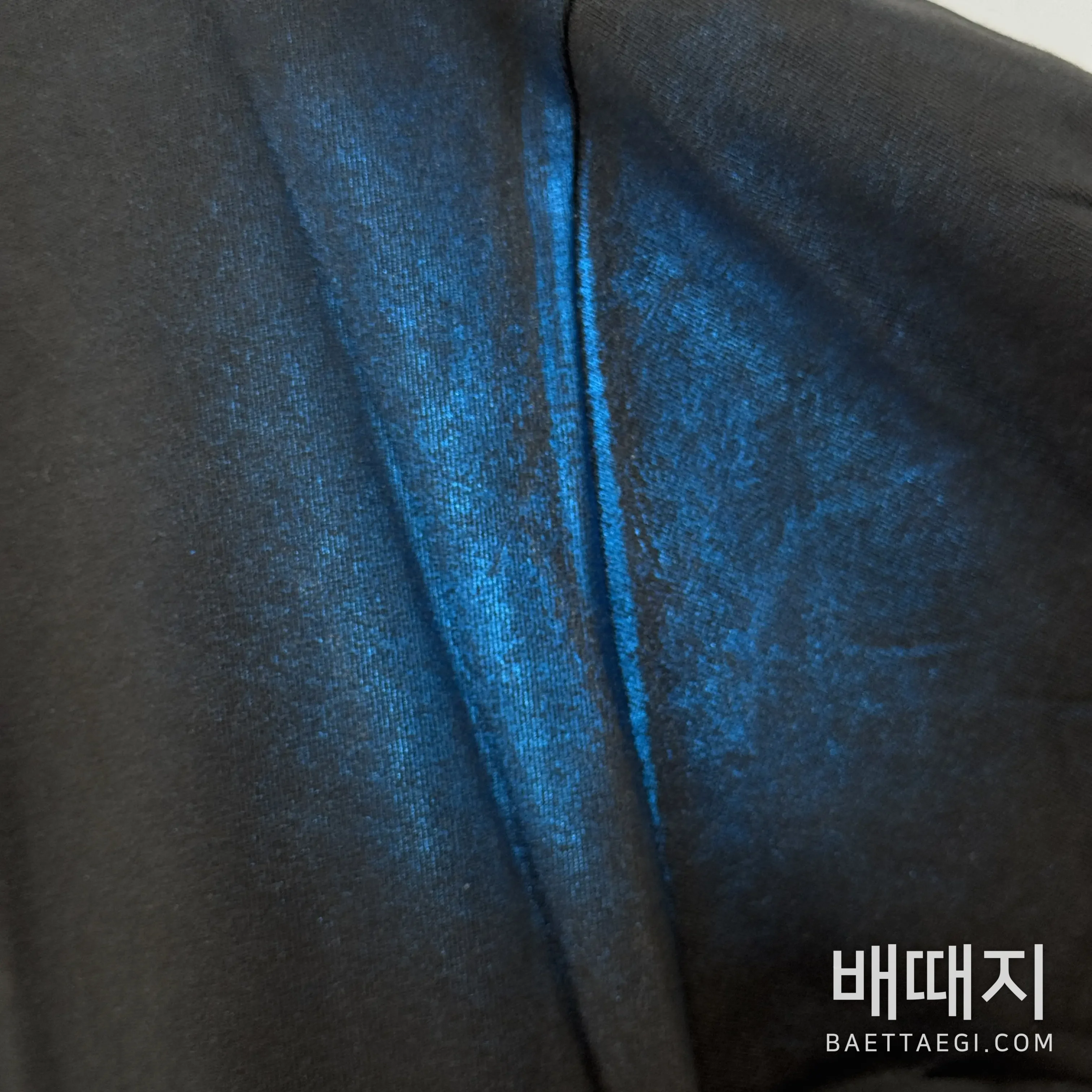 아크네스튜디오 그라데이션 핫스탬프 로고 남성 반팔 티셔츠 100425 검수사진 7