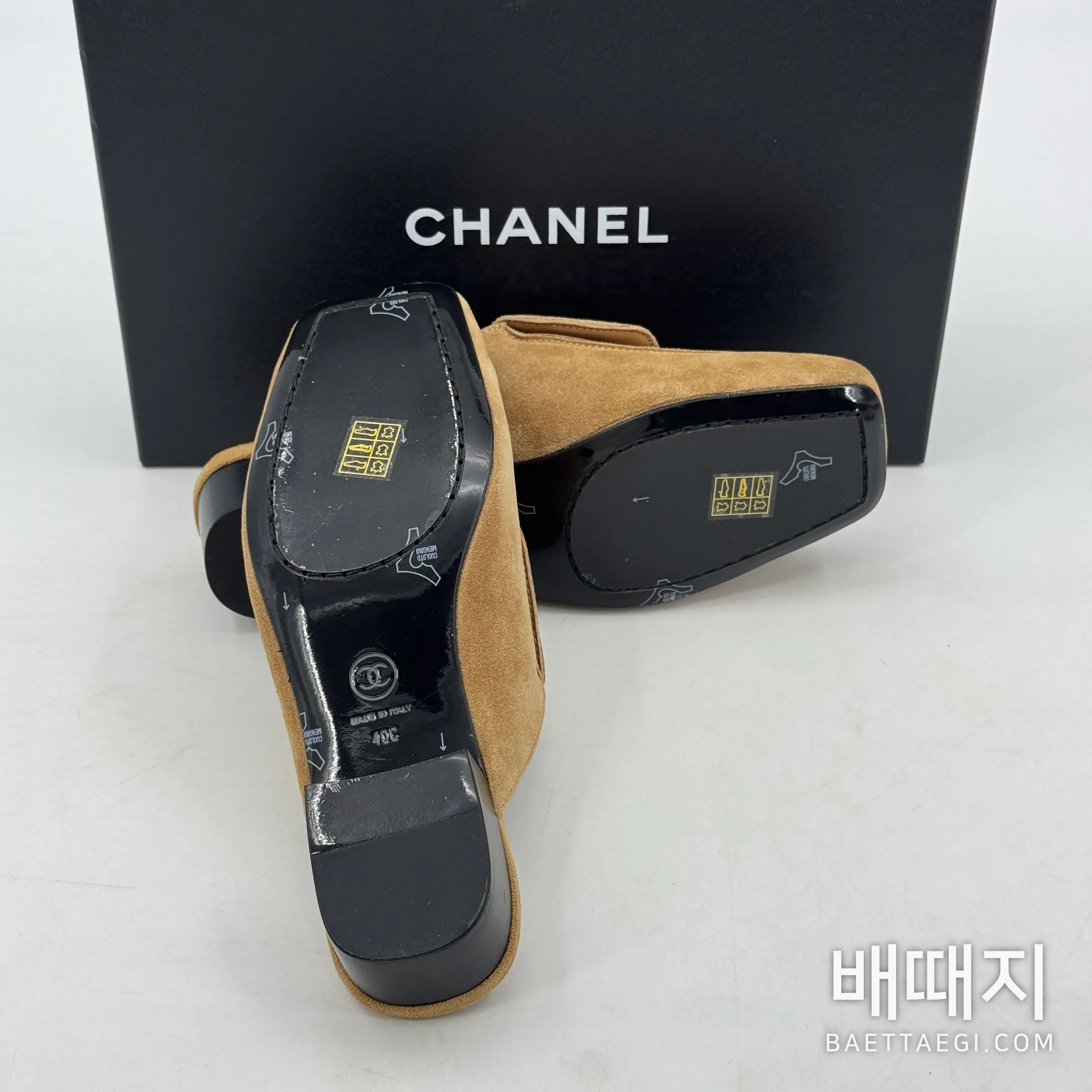 샤넬 26C 더블 C 버클 스퀘어 토 슬리퍼 검수사진 4