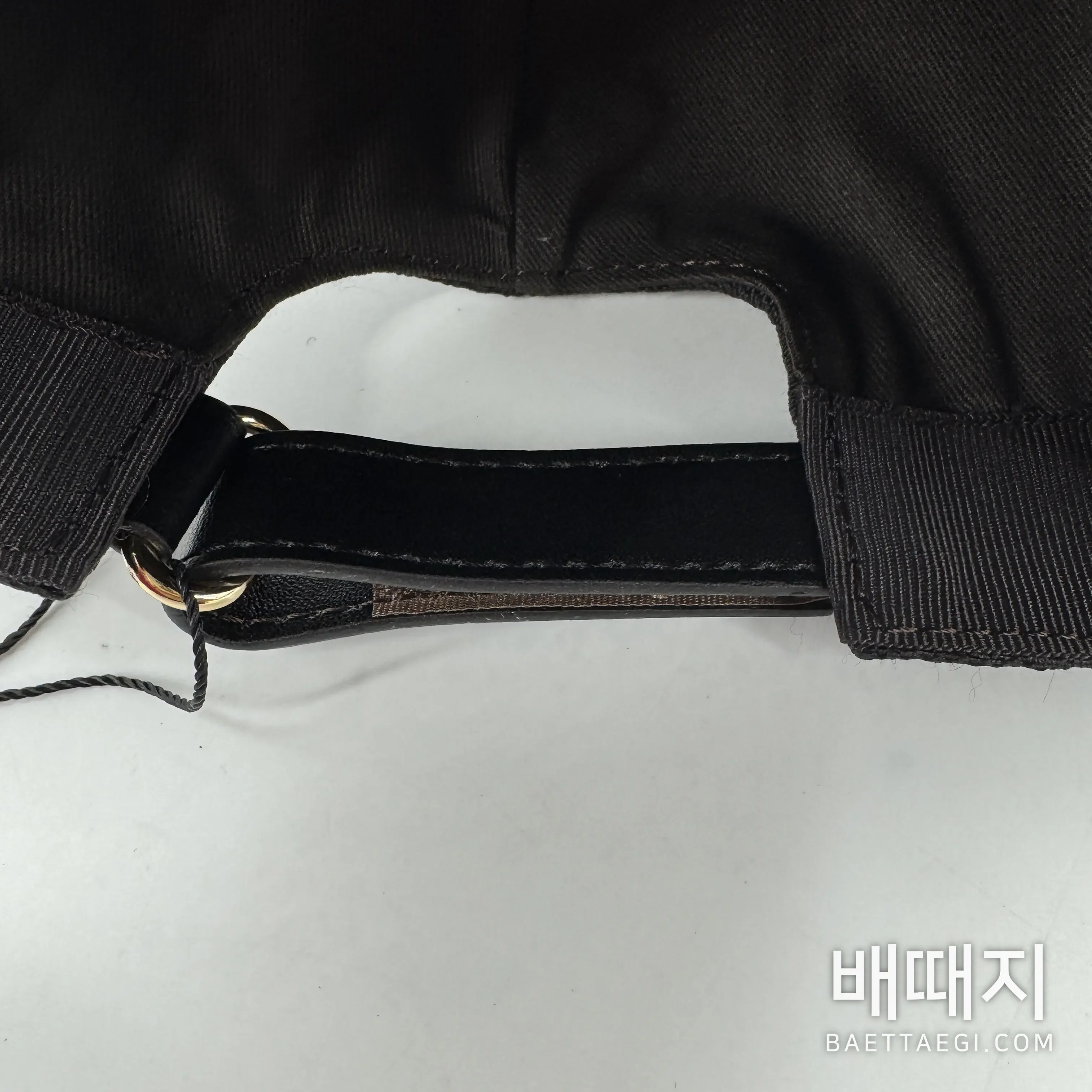 샤넬 더블 C 로고 캡 185632 검수사진 3