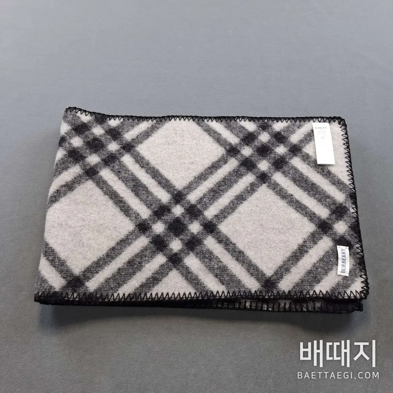 버버리 플리츠 라이더 로고 울 머플러 179948 검수사진 6
