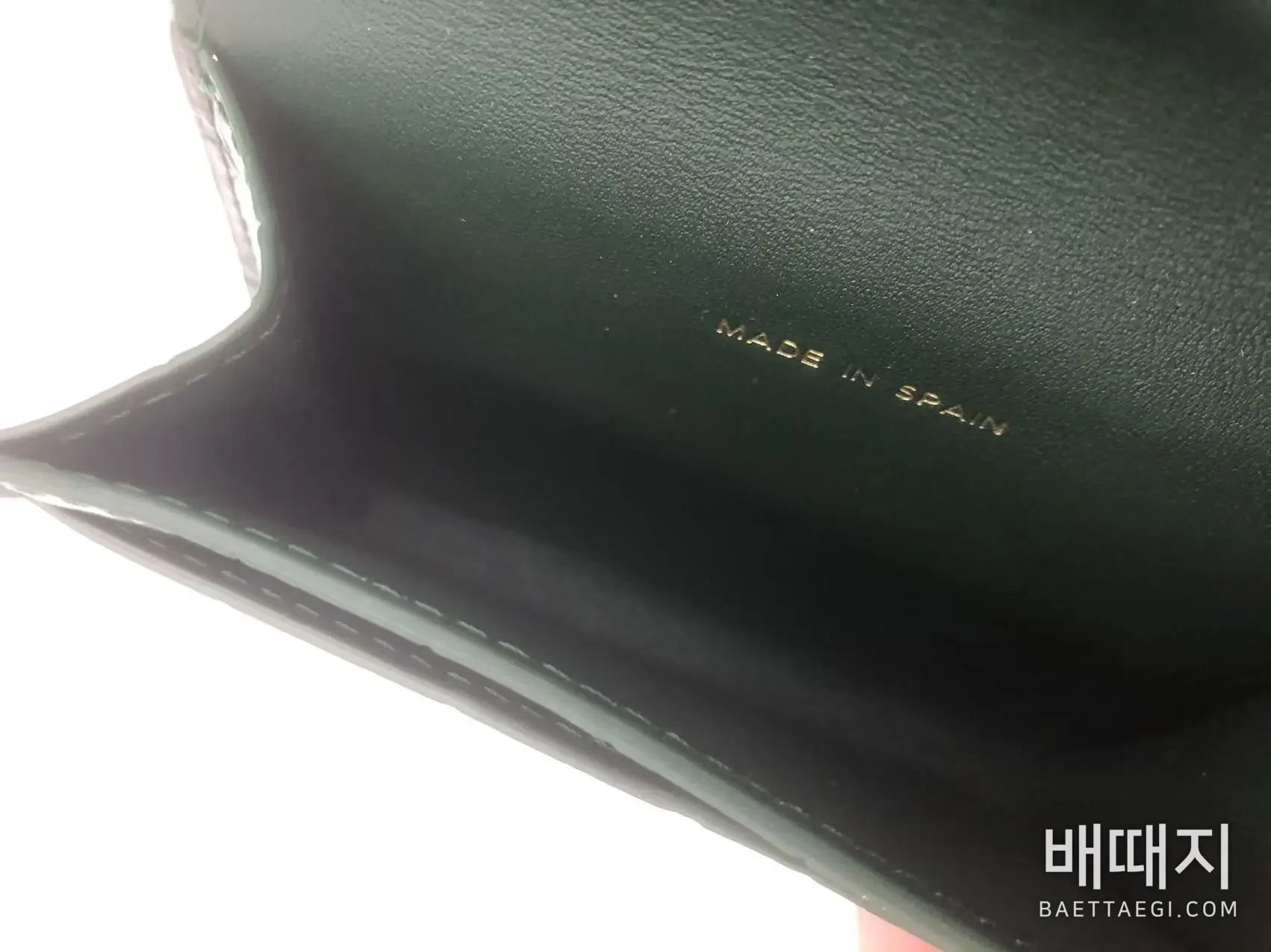 샤넬 그린 크로코다일 카드홀더 지갑 검수사진 4