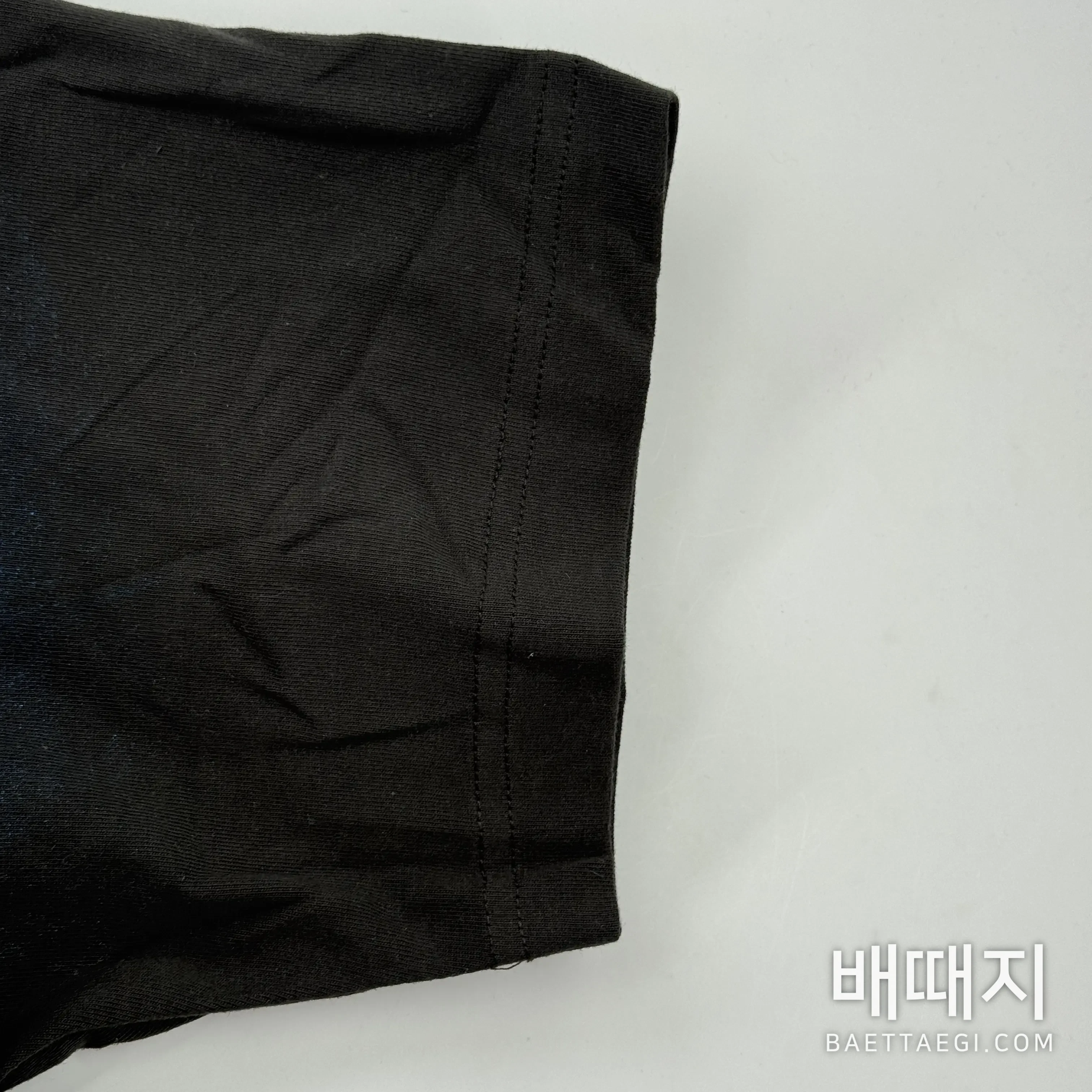 아크네스튜디오 그라데이션 핫스탬프 로고 남성 반팔 티셔츠 100425 검수사진 8